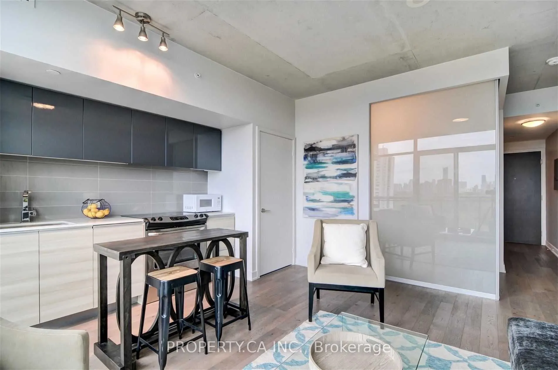 1190 Dundas Street E, #1020