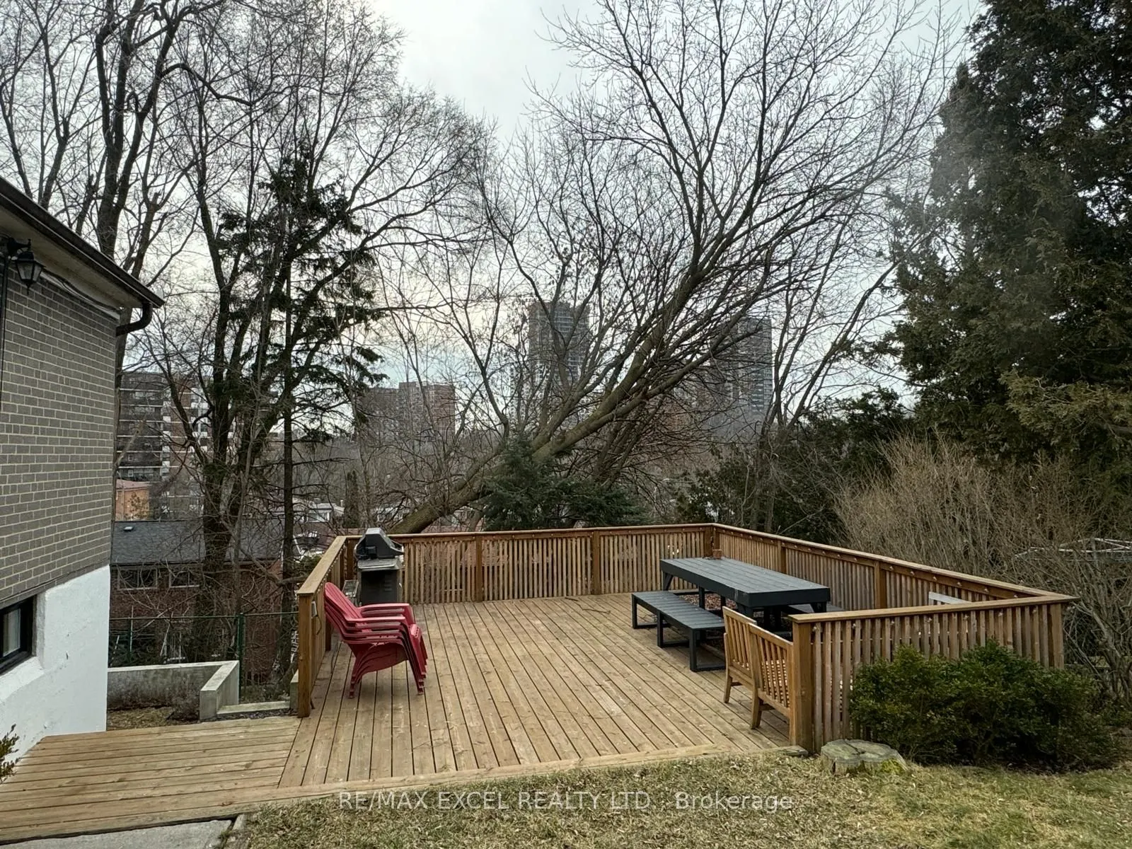 17 Avis Crescent, #Main