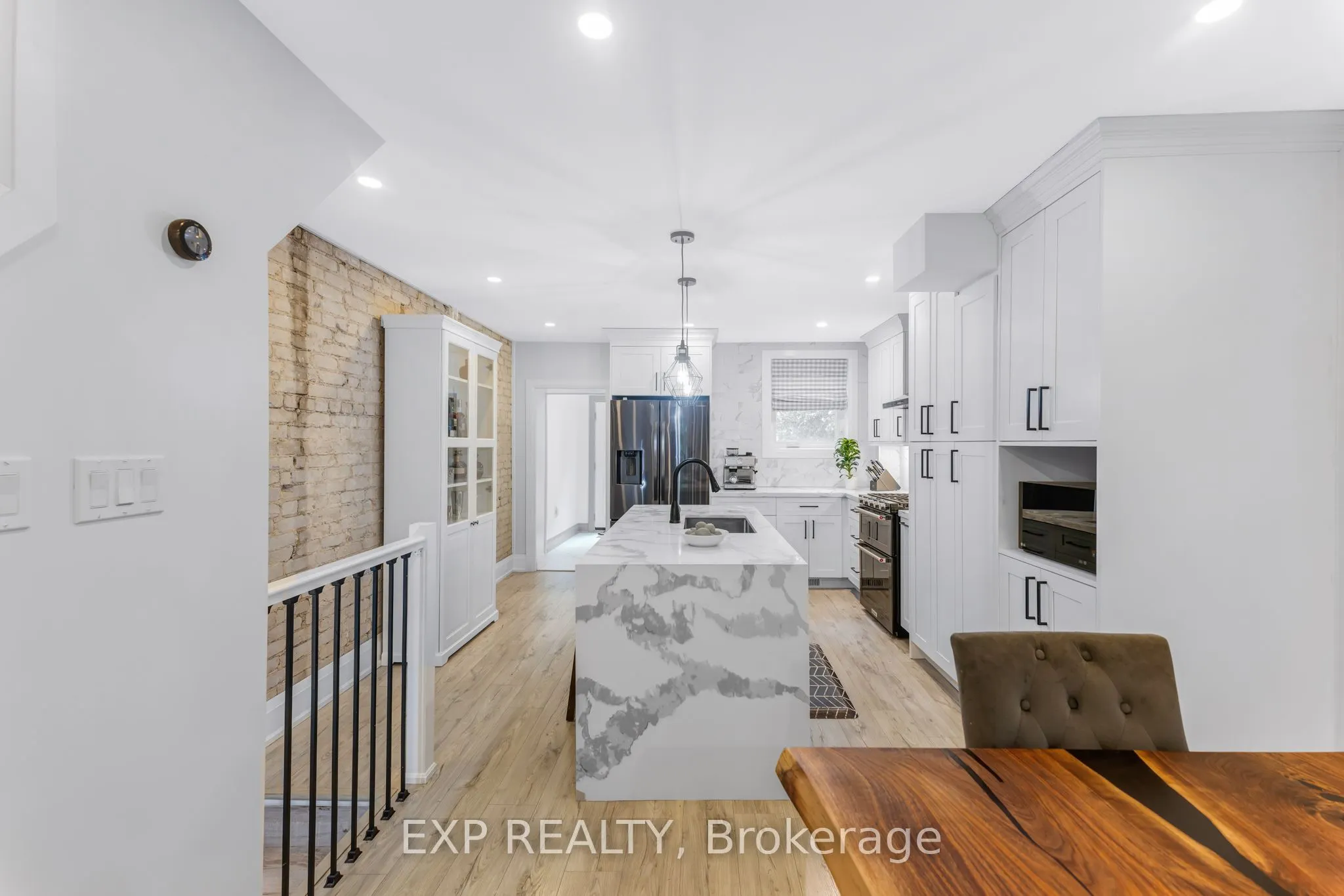 298 Gainsborough Road