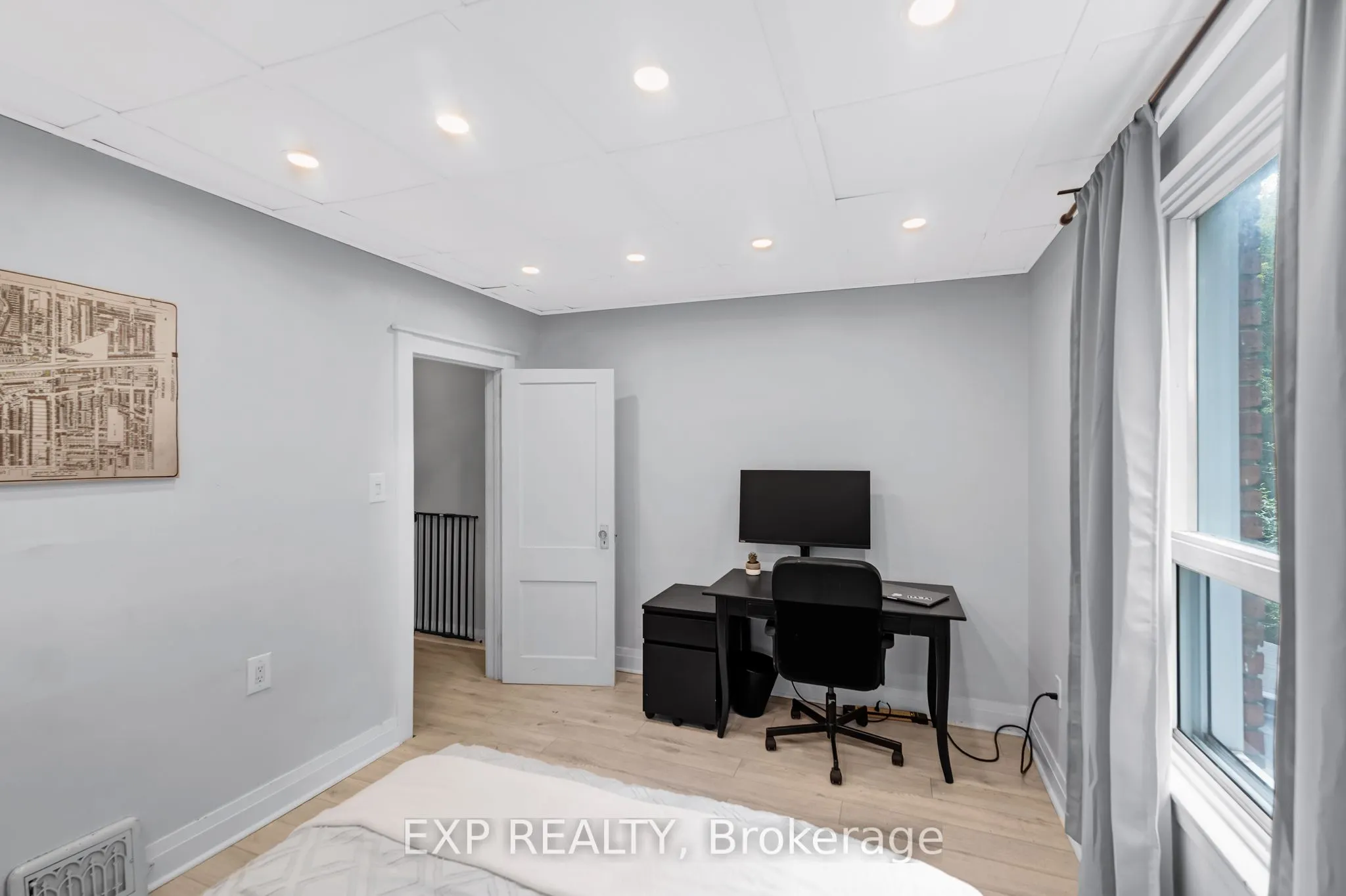 298 Gainsborough Road