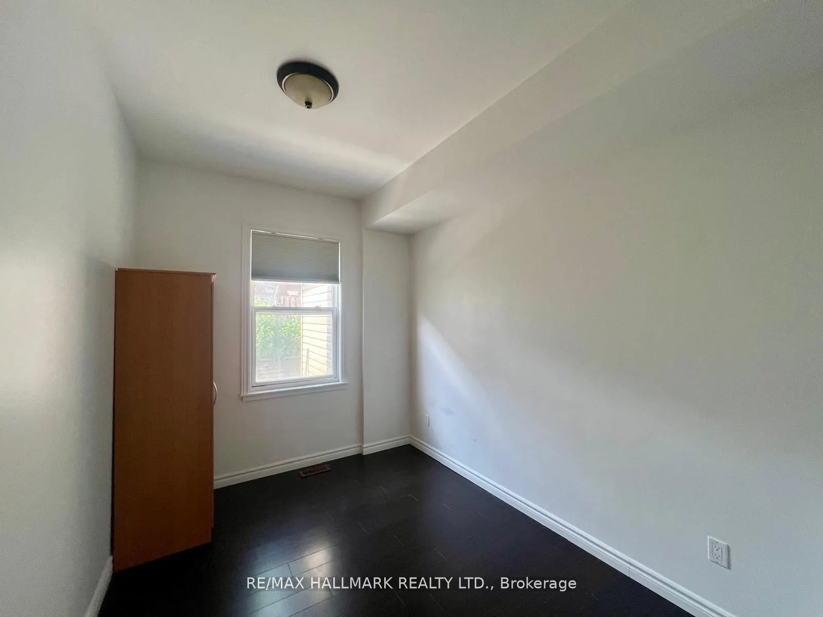 822 Gerrard Street E, #2