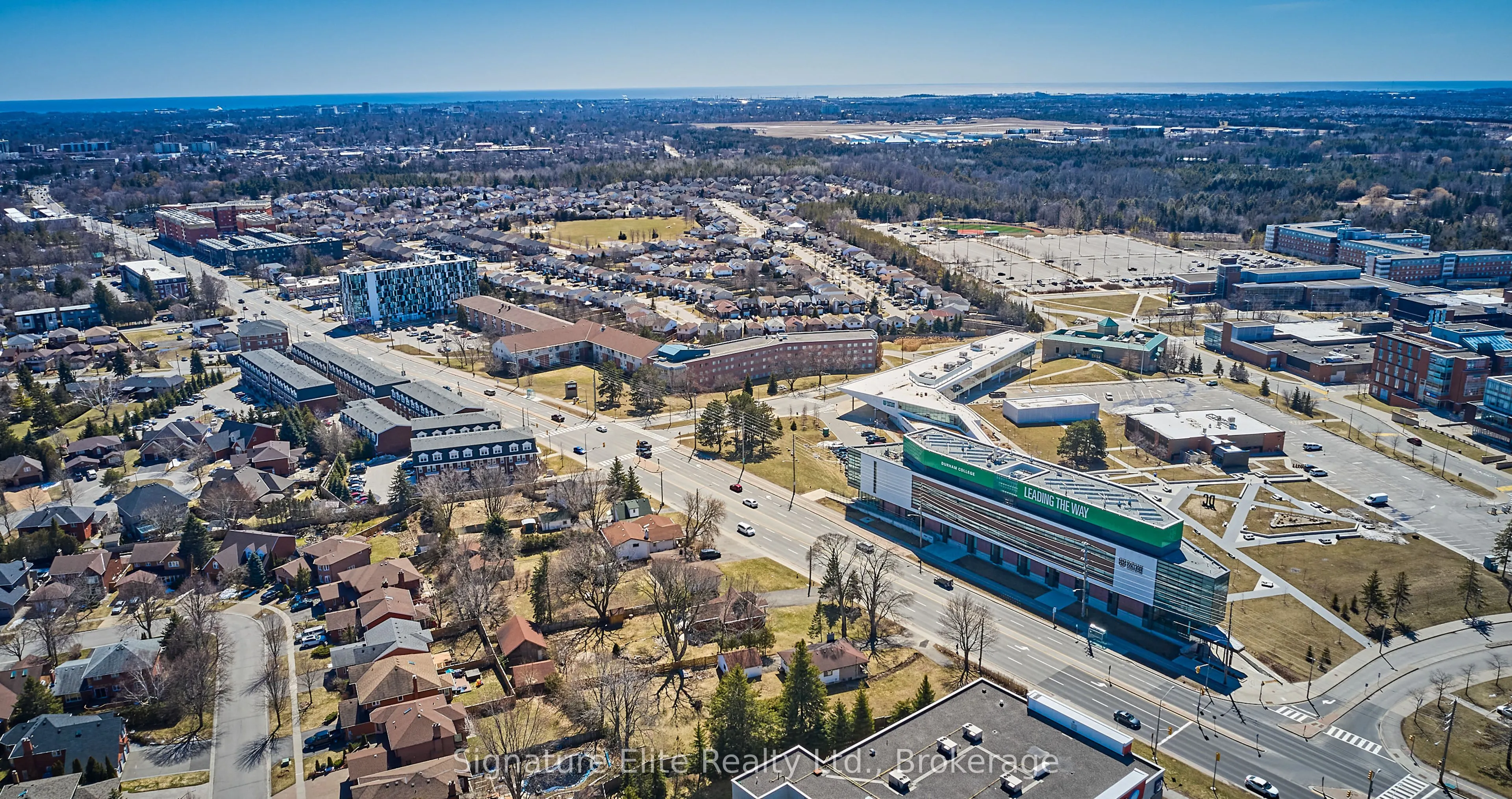 1900 Simcoe Street N, #539