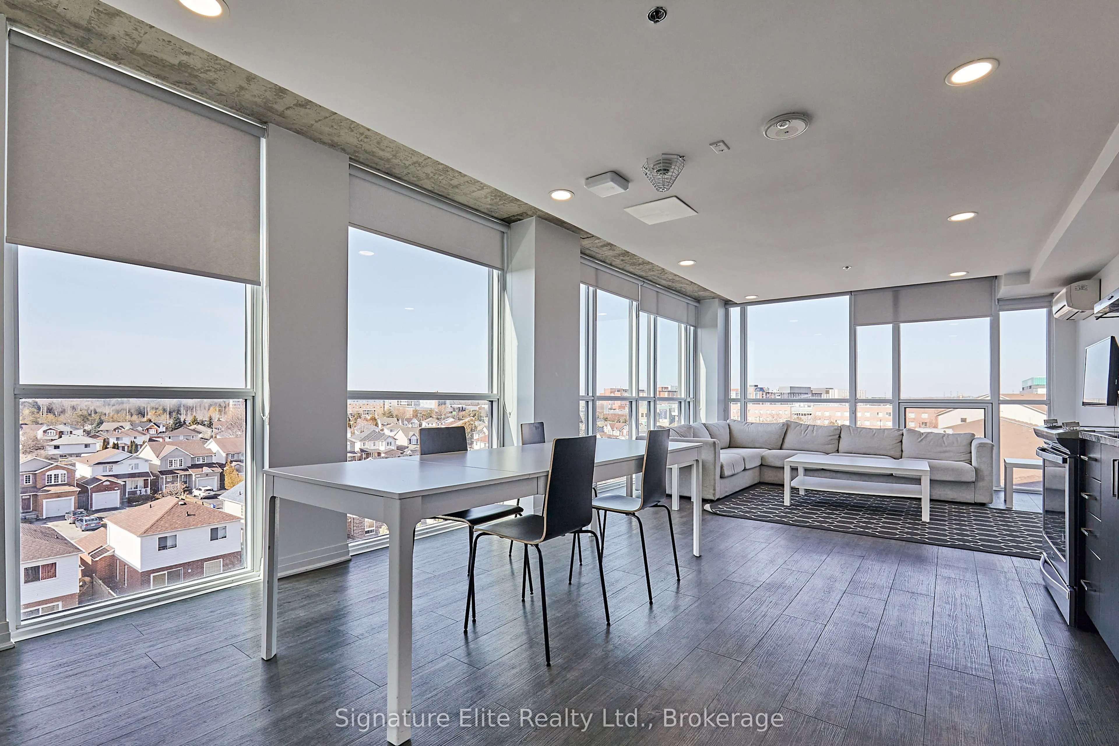 1900 Simcoe Street N, #539
