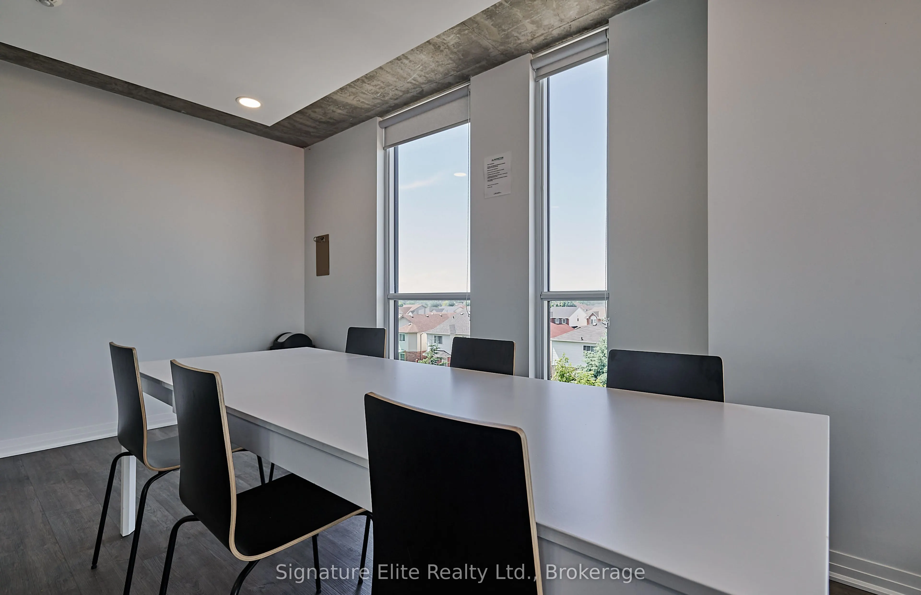 1900 Simcoe Street N, #539