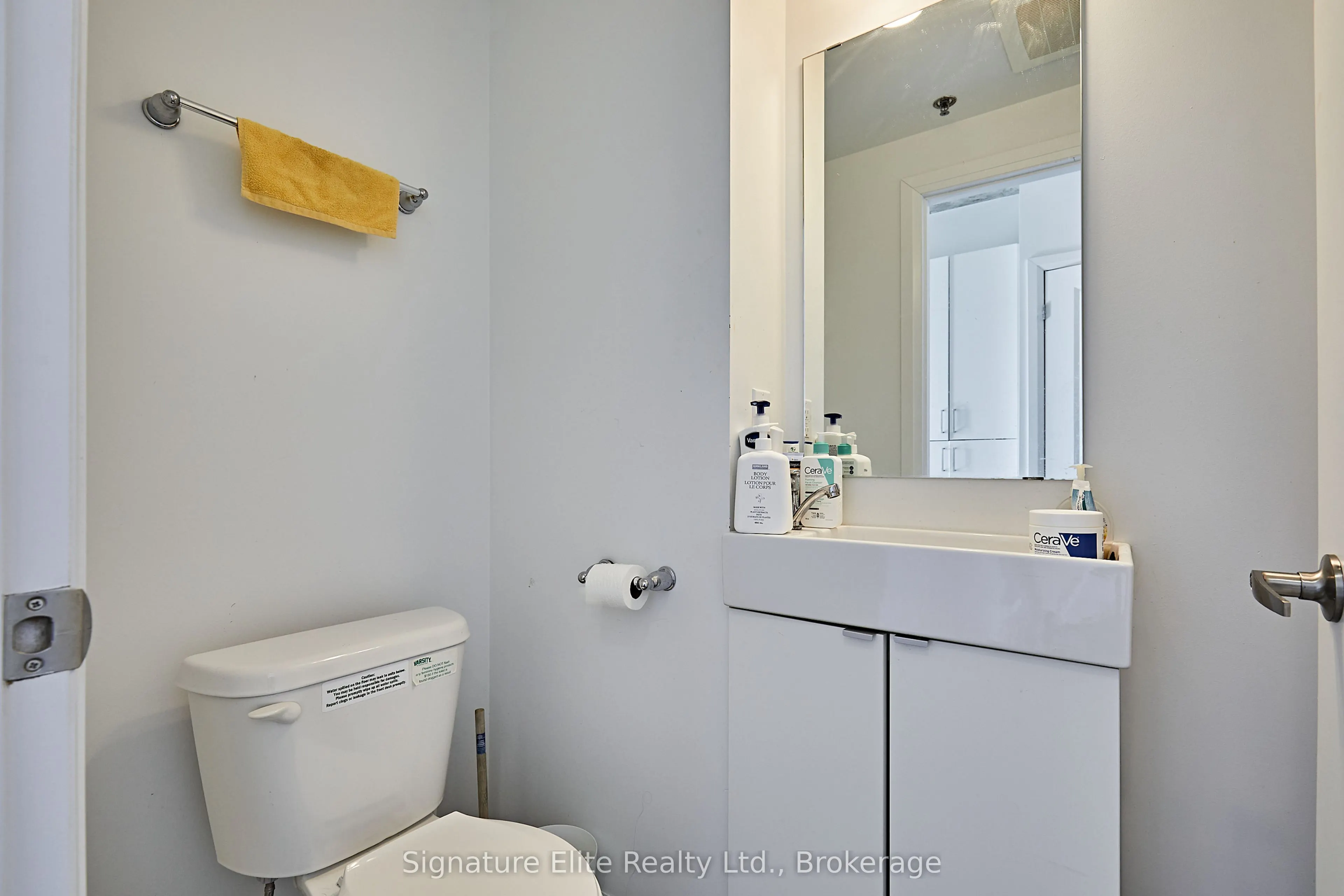 1900 Simcoe Street N, #539