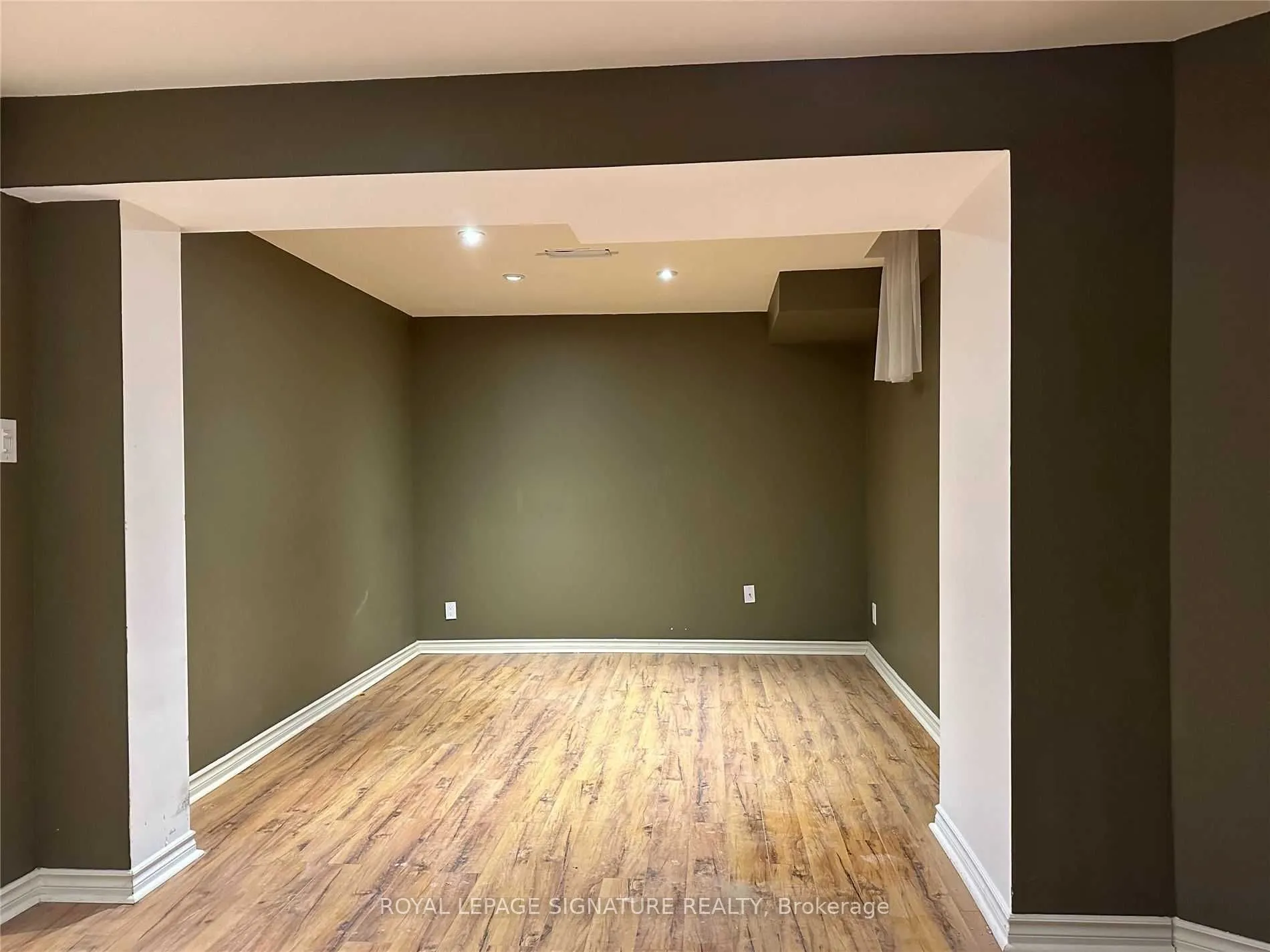 86 Linton Avenue, #Lower