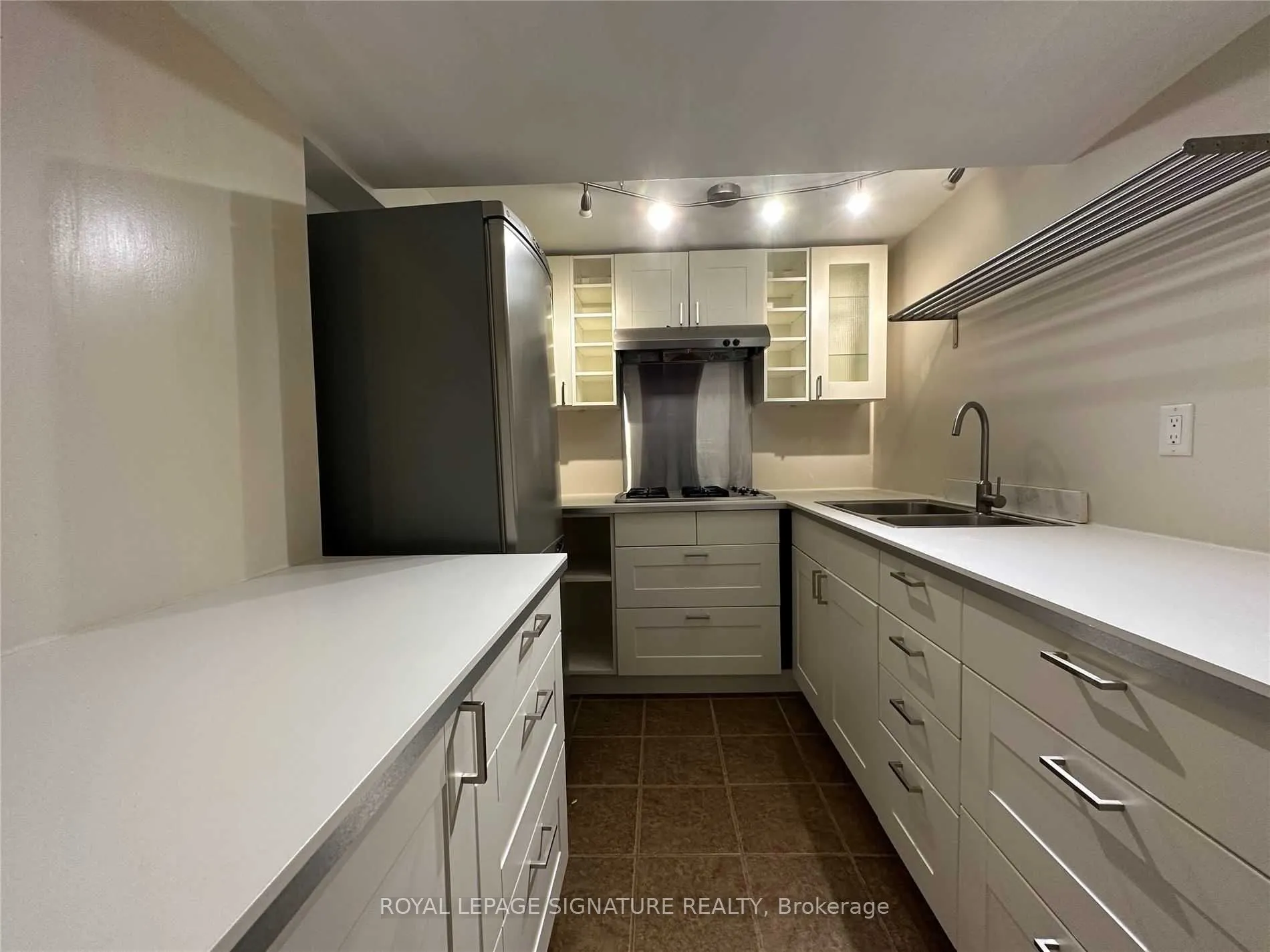 86 Linton Avenue, #Lower