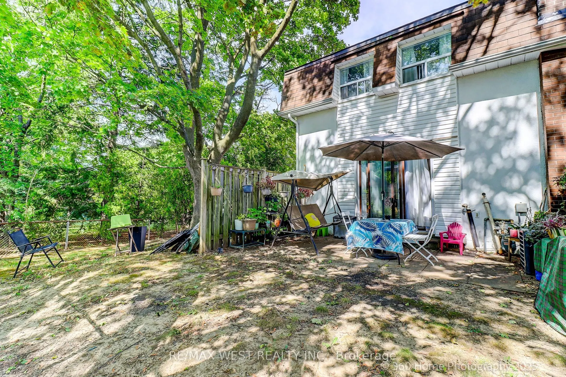 21 Trailridge Crescent, #10