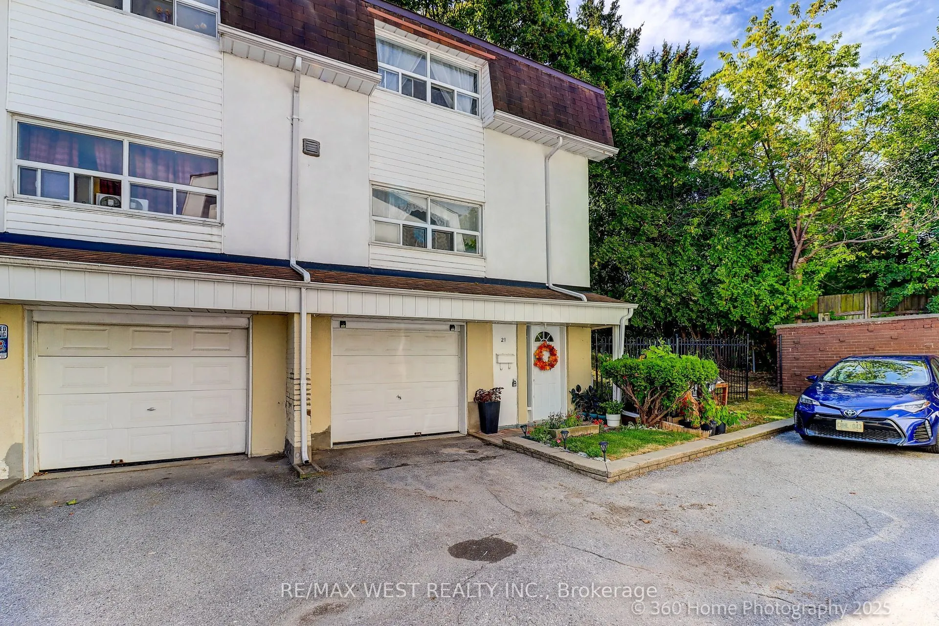 21 Trailridge Crescent, #10