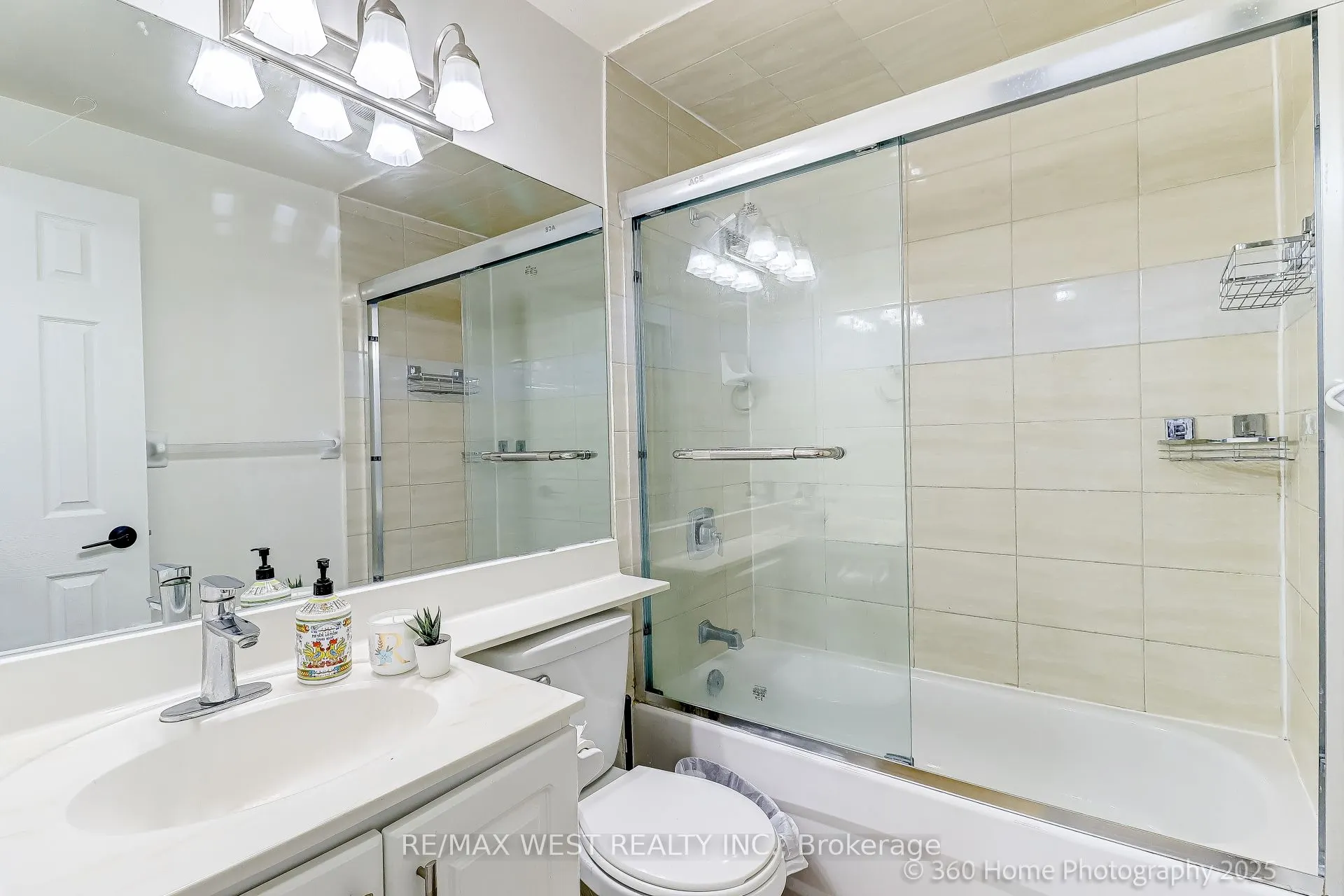 21 Trailridge Crescent, #10