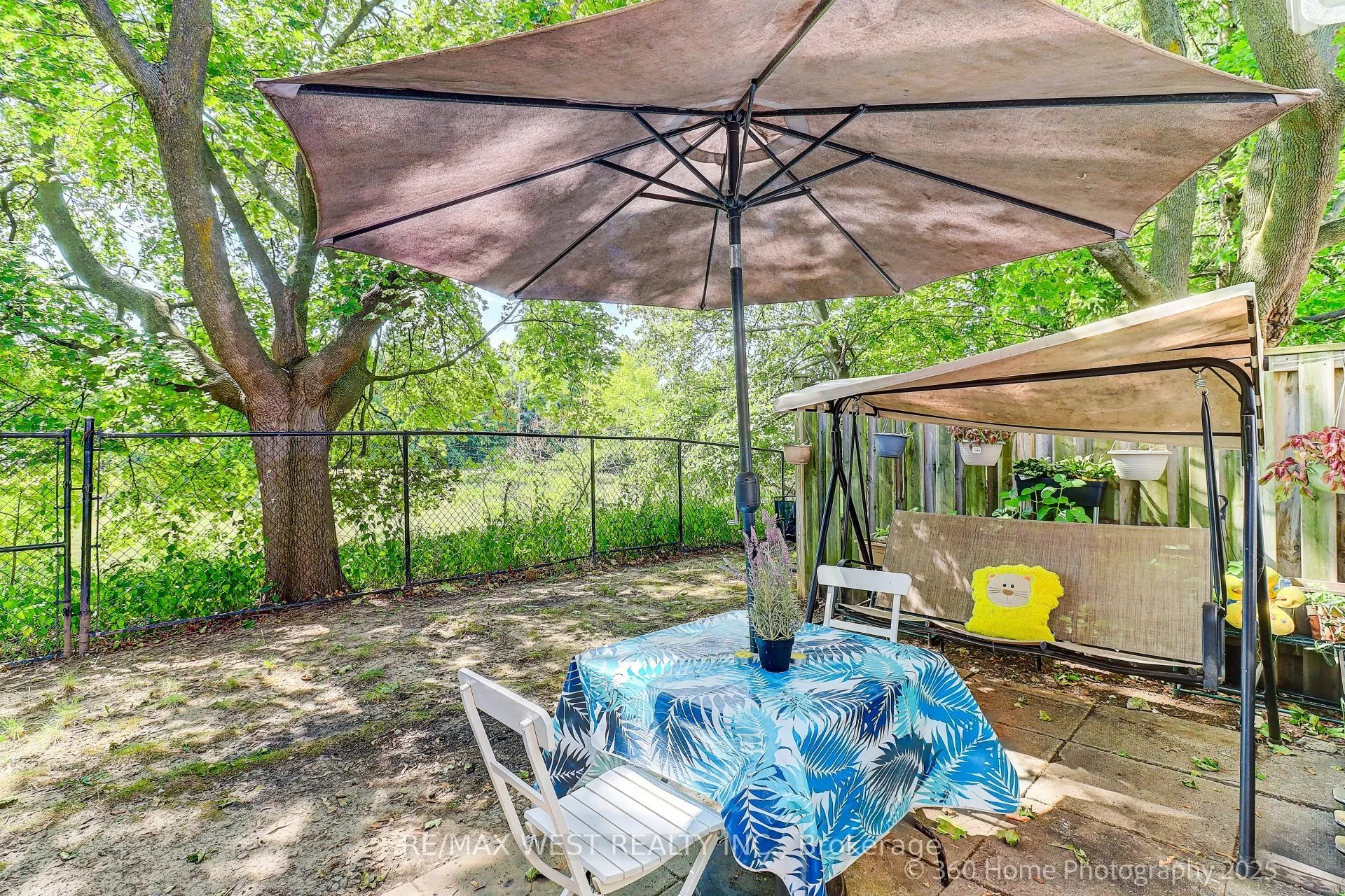 21 Trailridge Crescent, #10