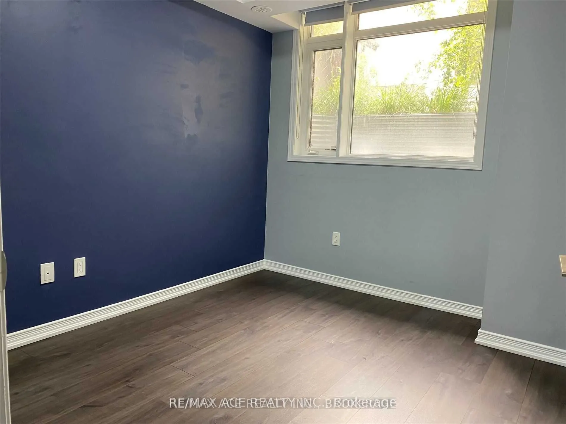 80 Orchid Place, #106