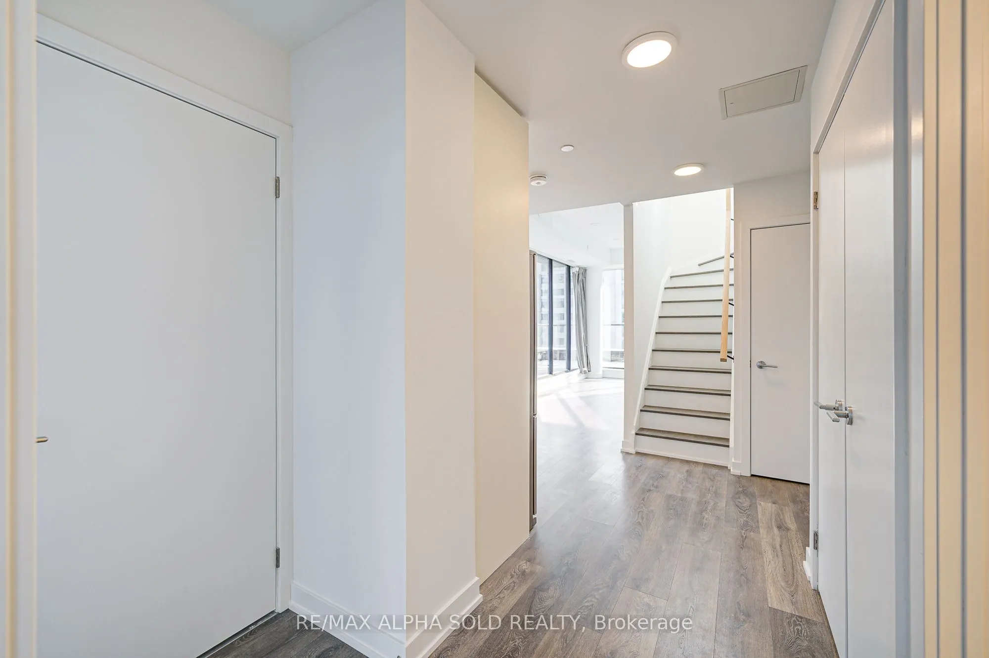 1608 Charles Street, #PH529