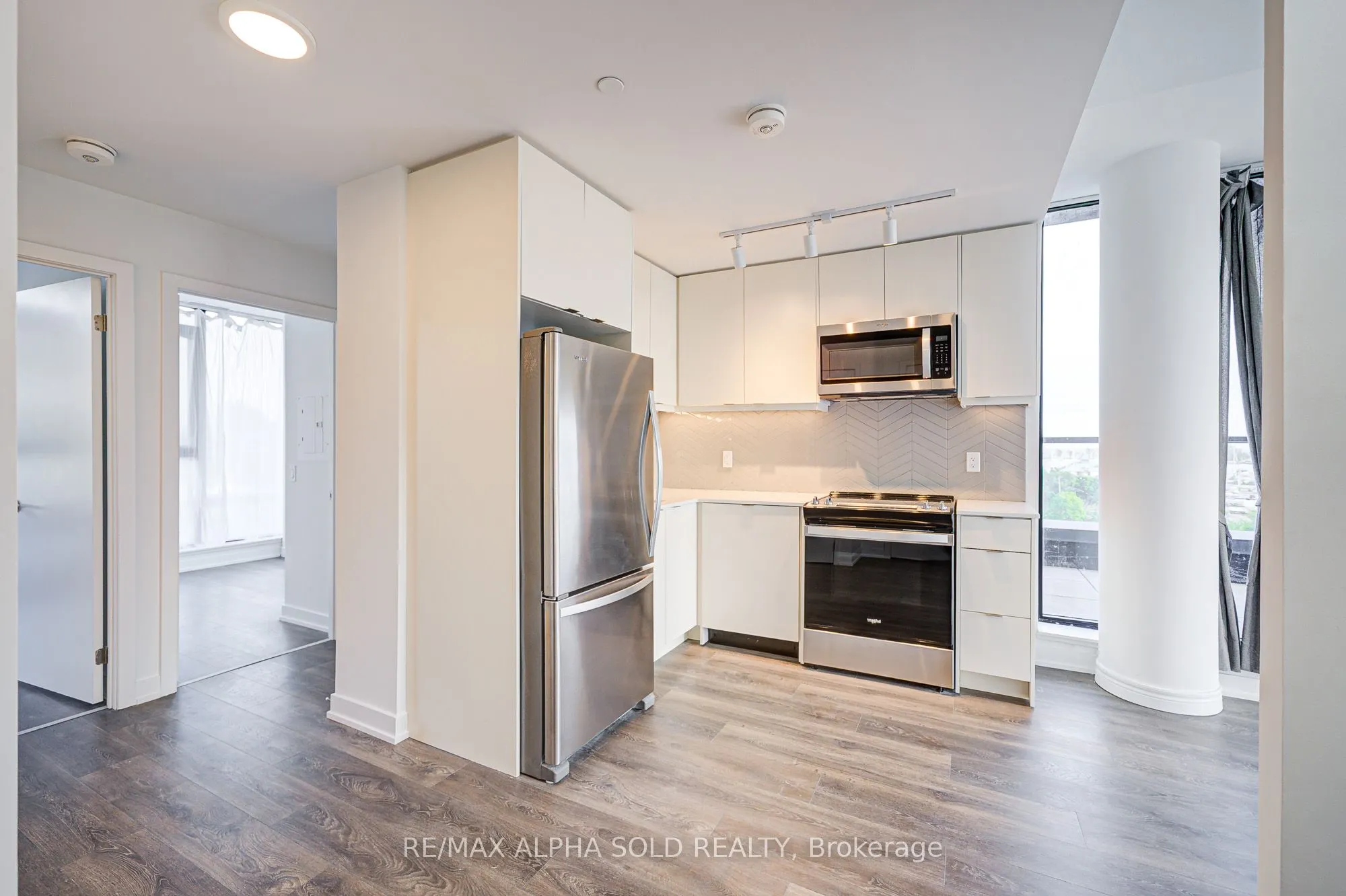 1608 Charles Street, #PH529