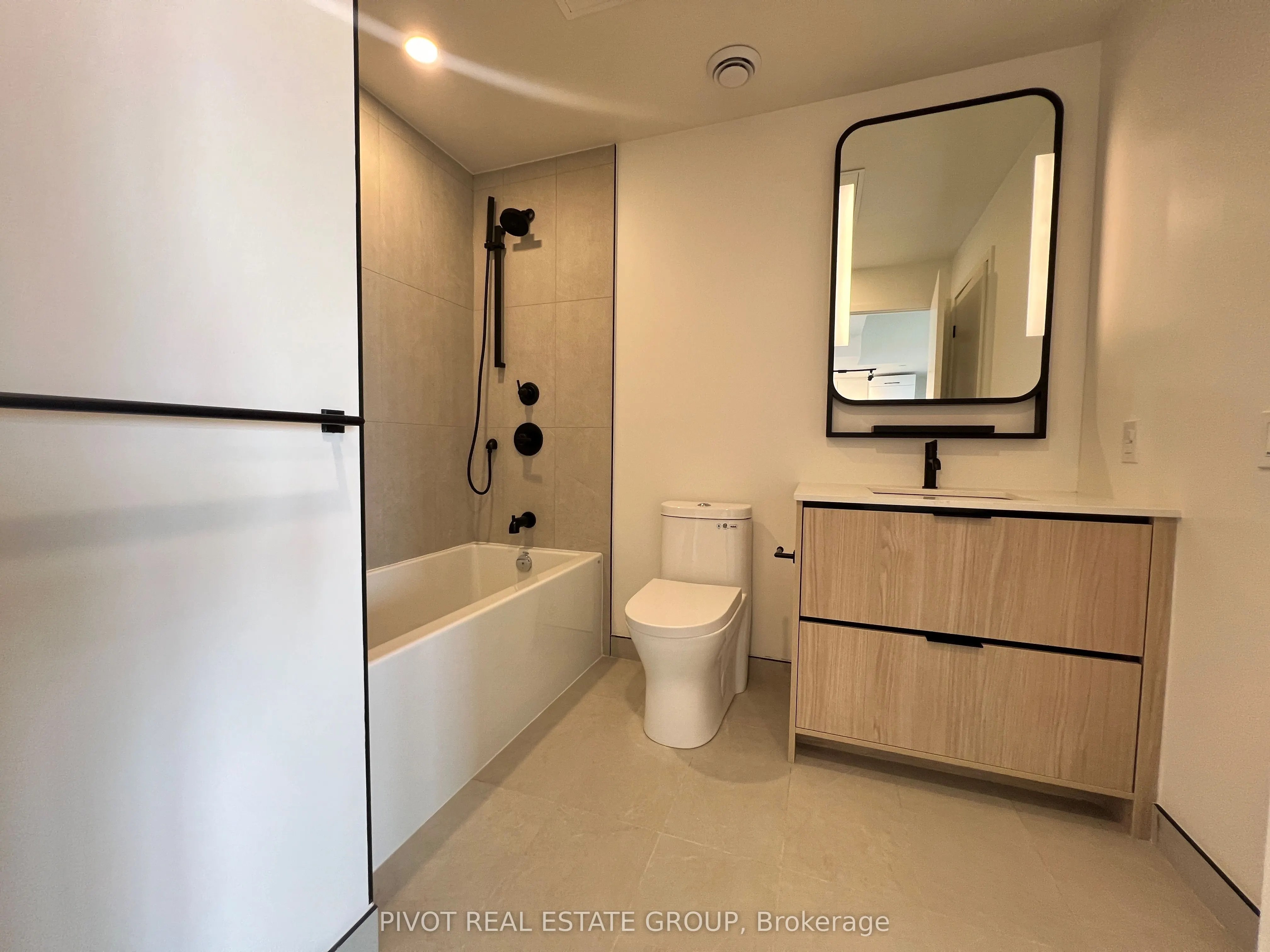 1050 Eastern Avenue, #609