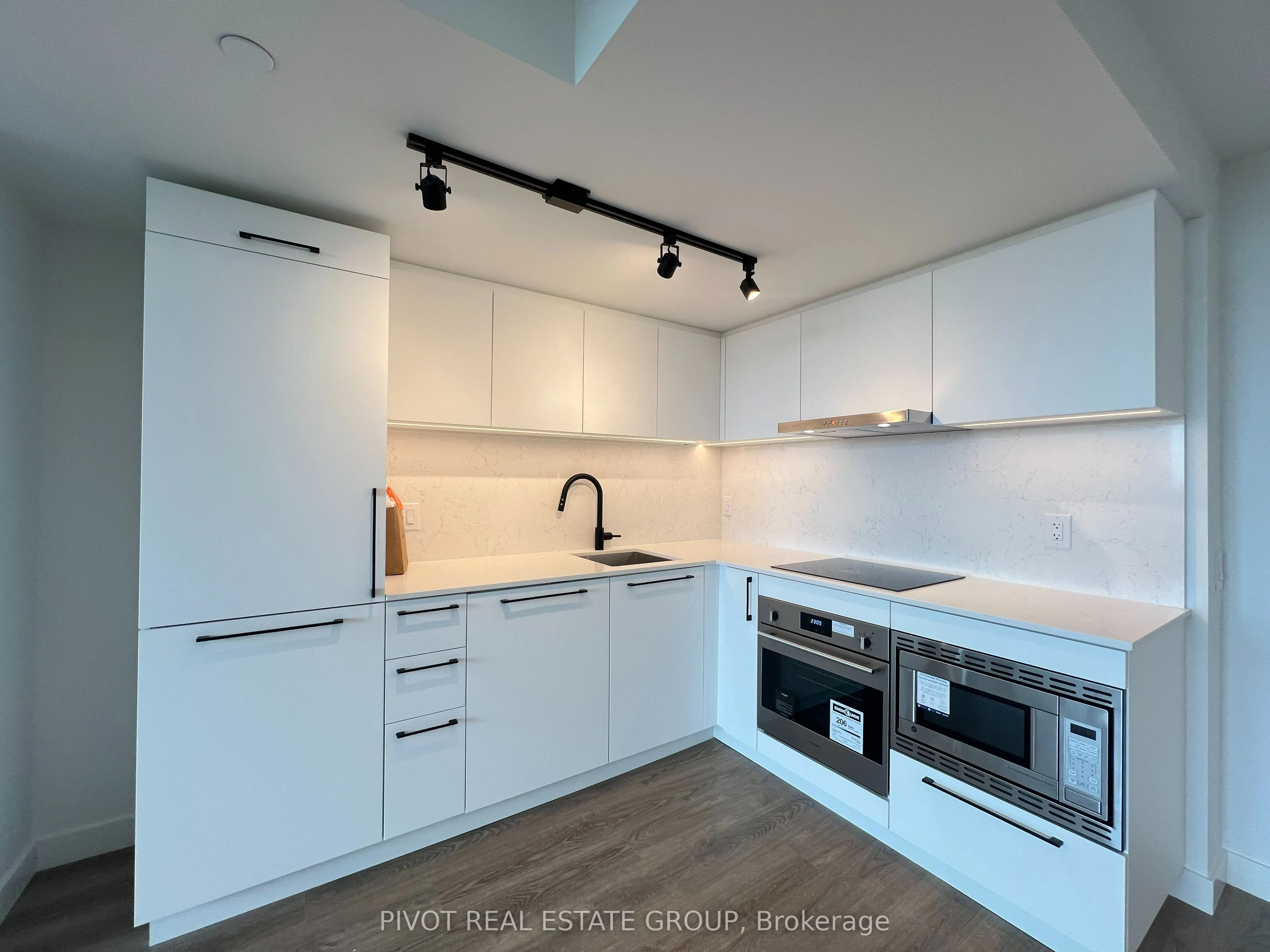 1050 Eastern Avenue, #609