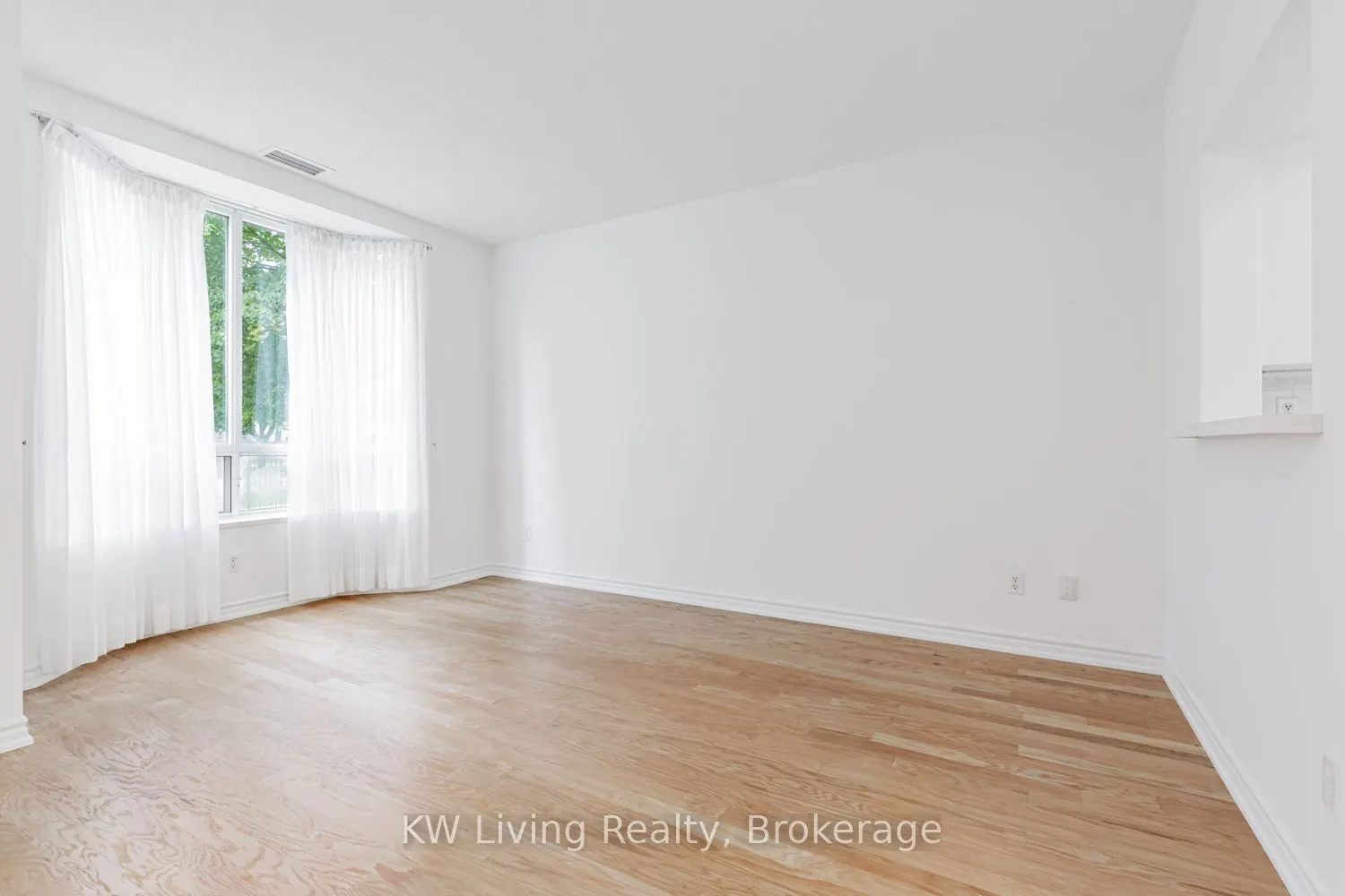 5039 Finch Avenue E, #TH02