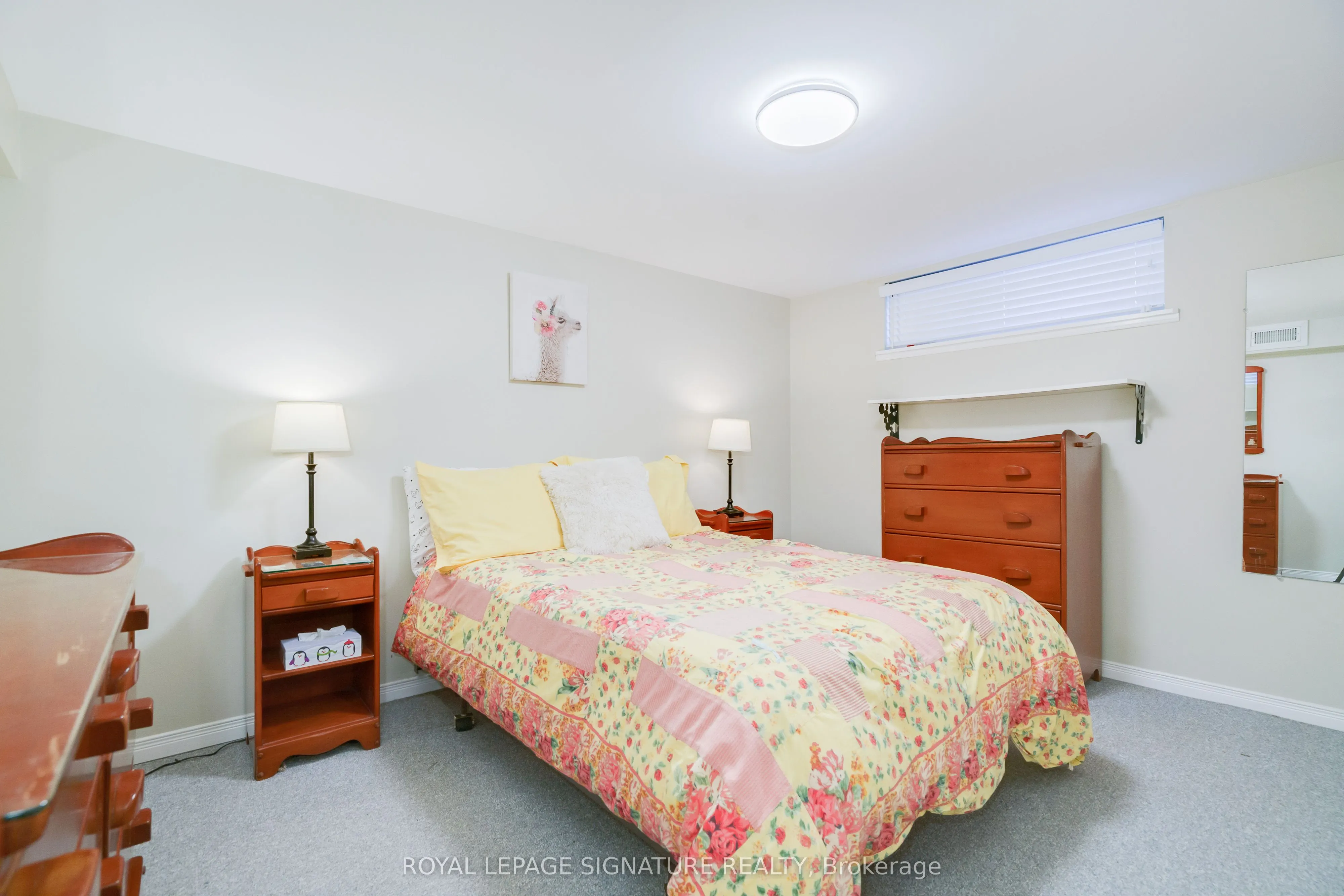 22 Bardwell Crescent