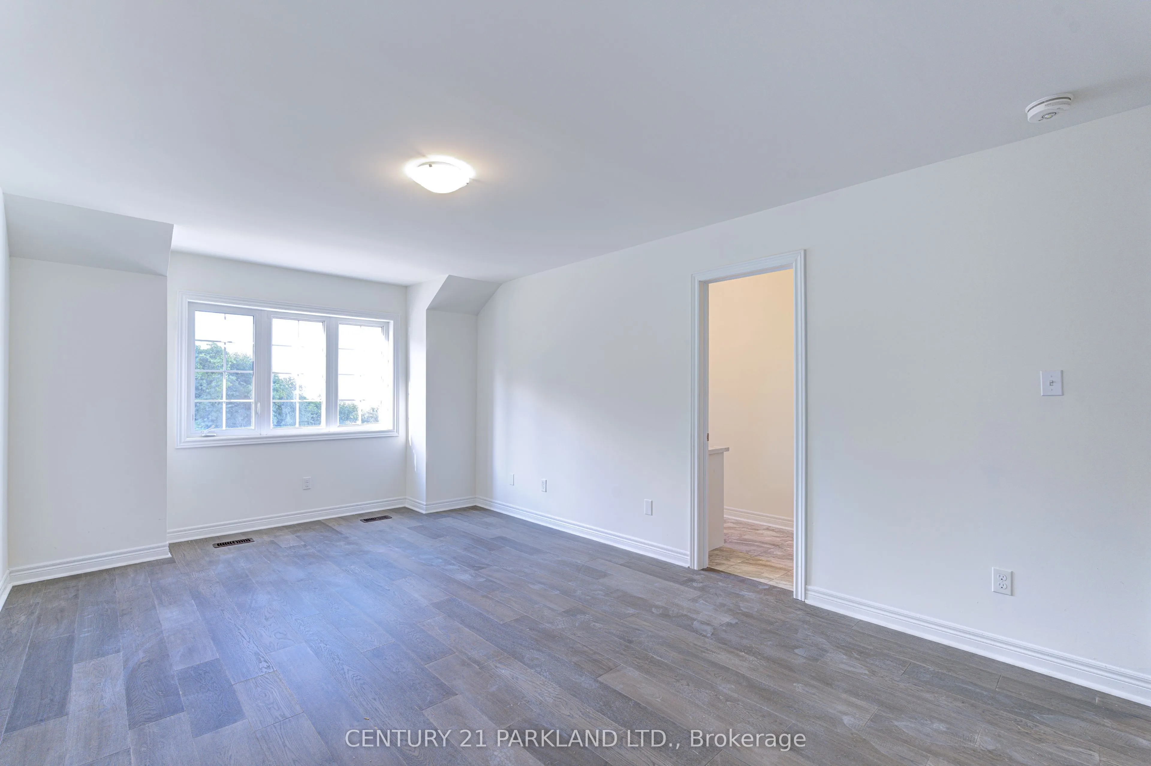 1741 Fairport Road, #POTL #4