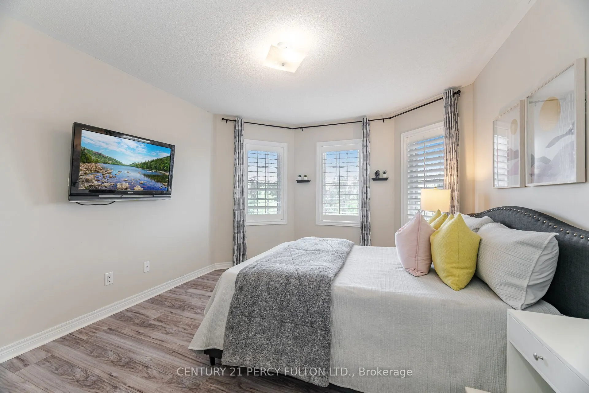 14 Snowling Drive
