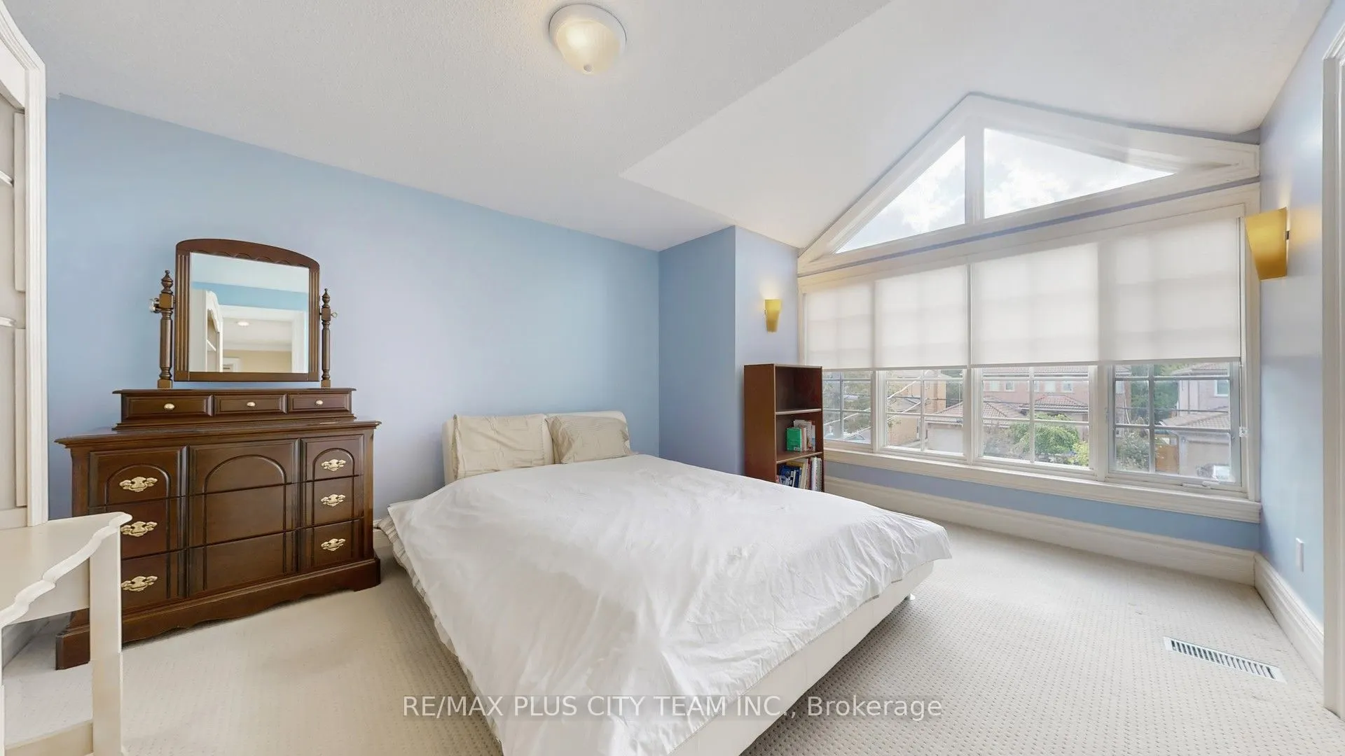 67 Agincourt Drive