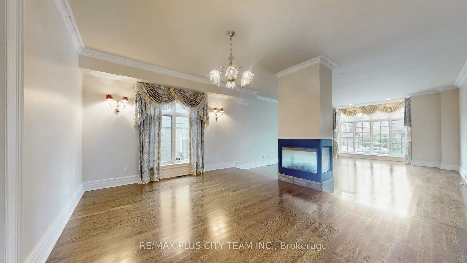 67 Agincourt Drive