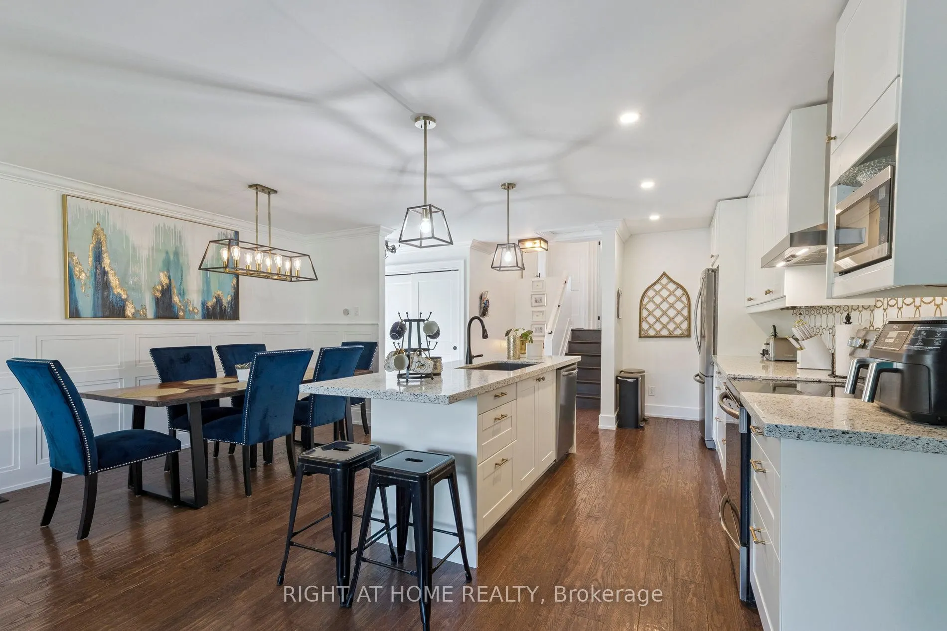 403 Chandos Court