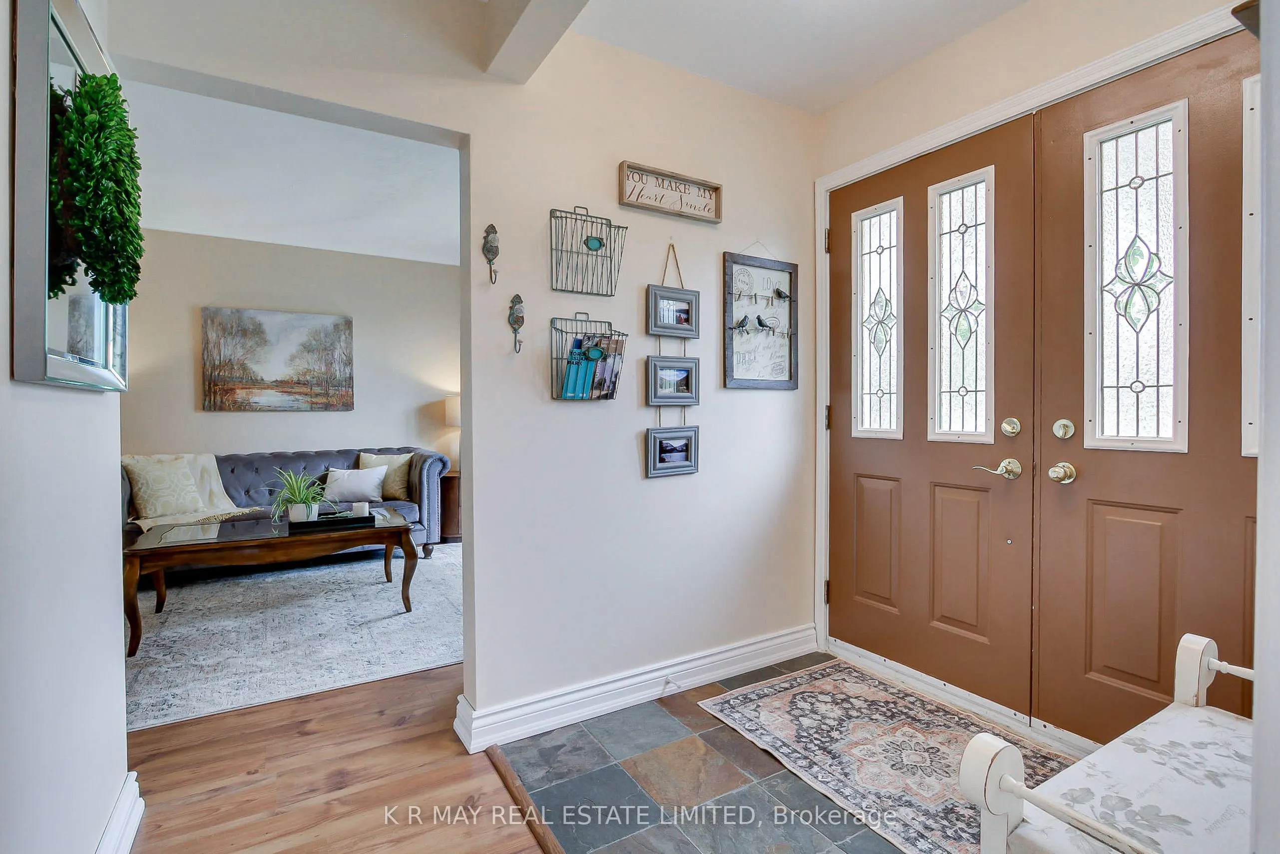 4 Mayhill Crescent