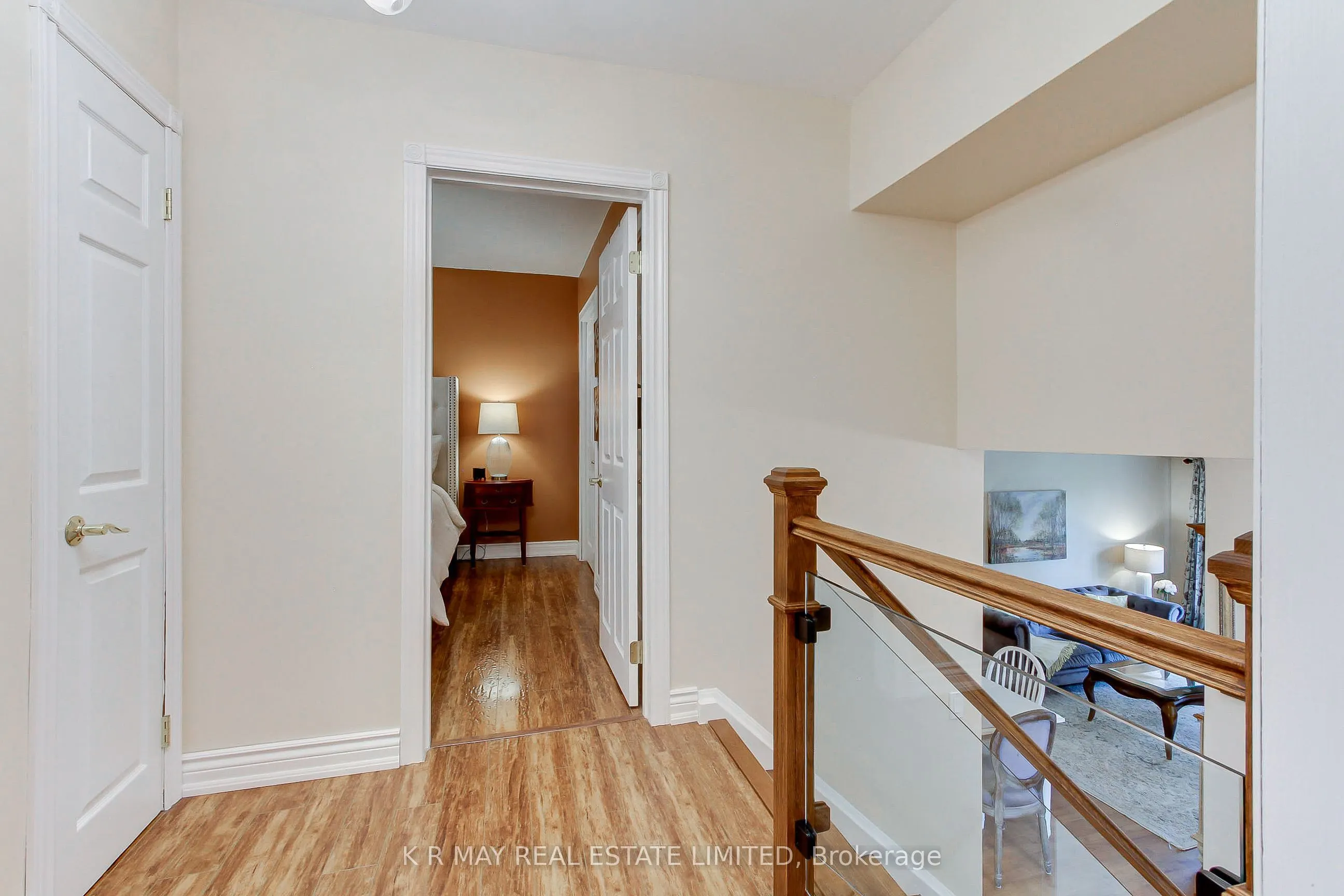 4 Mayhill Crescent