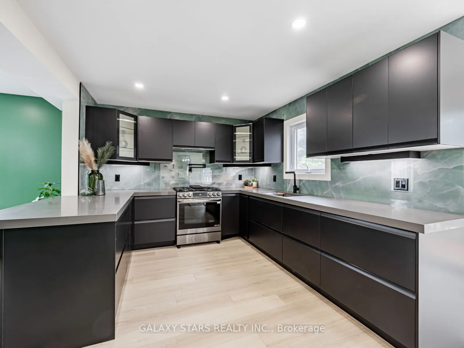 41 Jason Drive