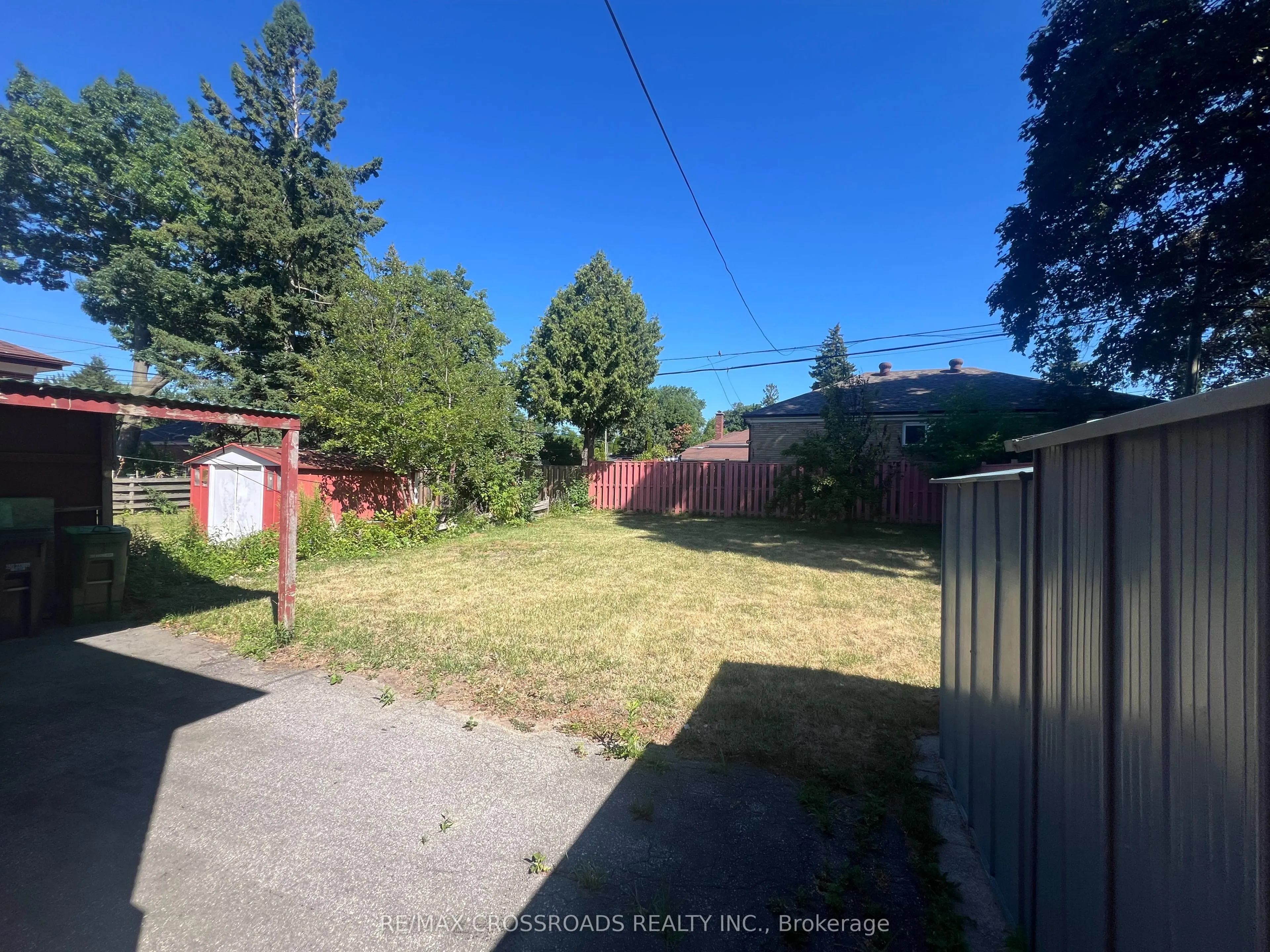 6 Seminole Avenue