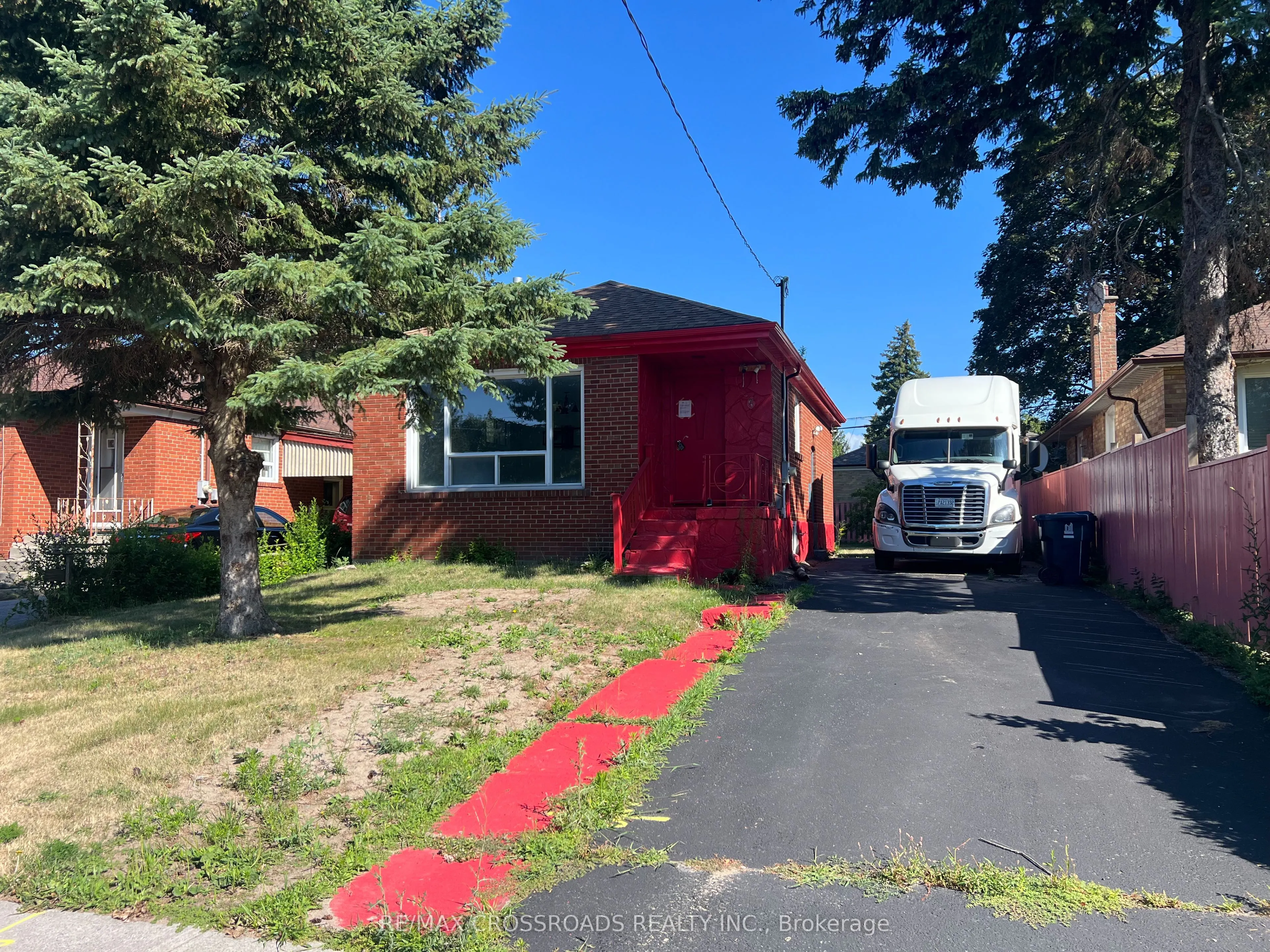 6 Seminole Avenue