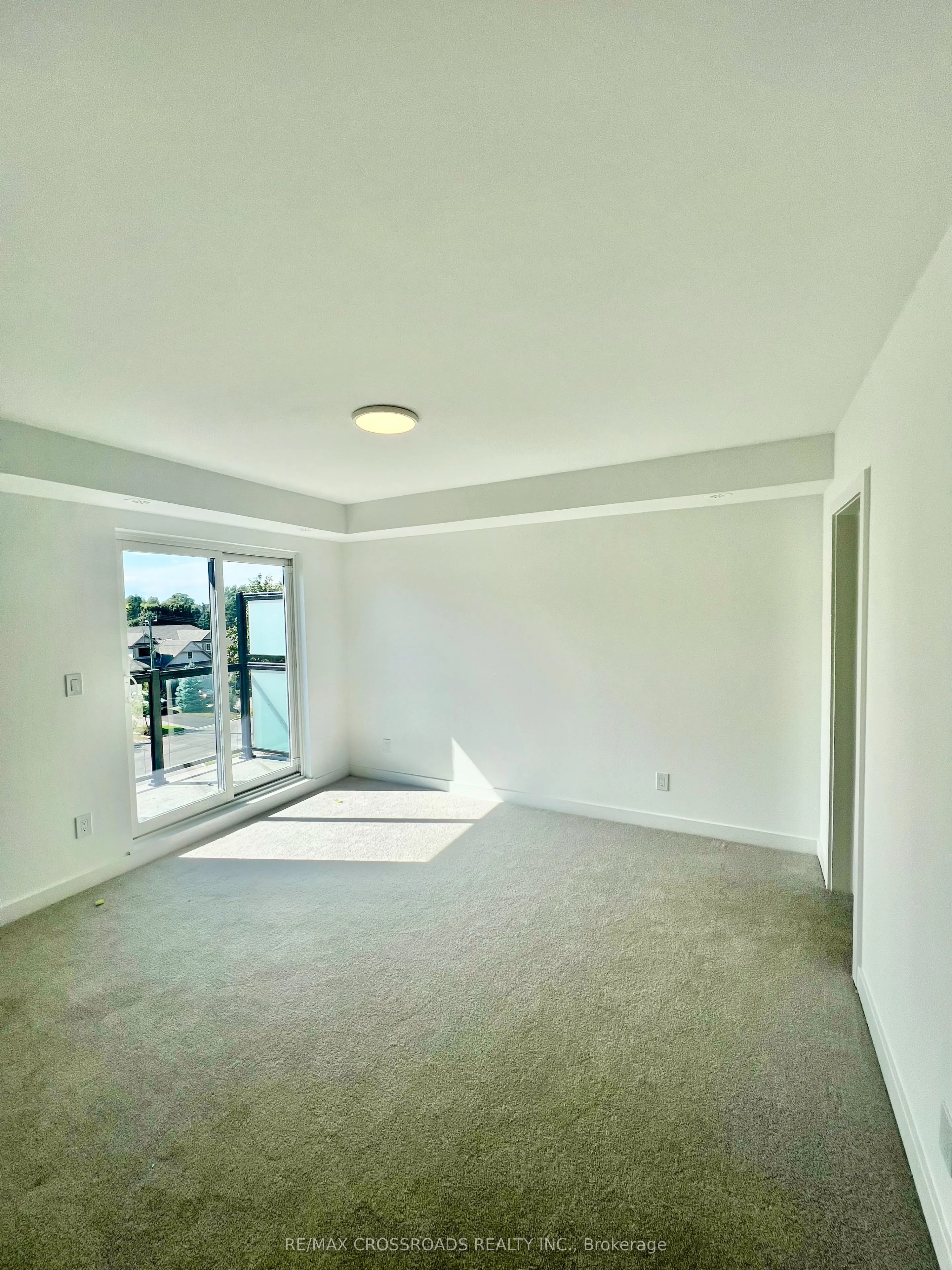 400 Mary Street E, #30