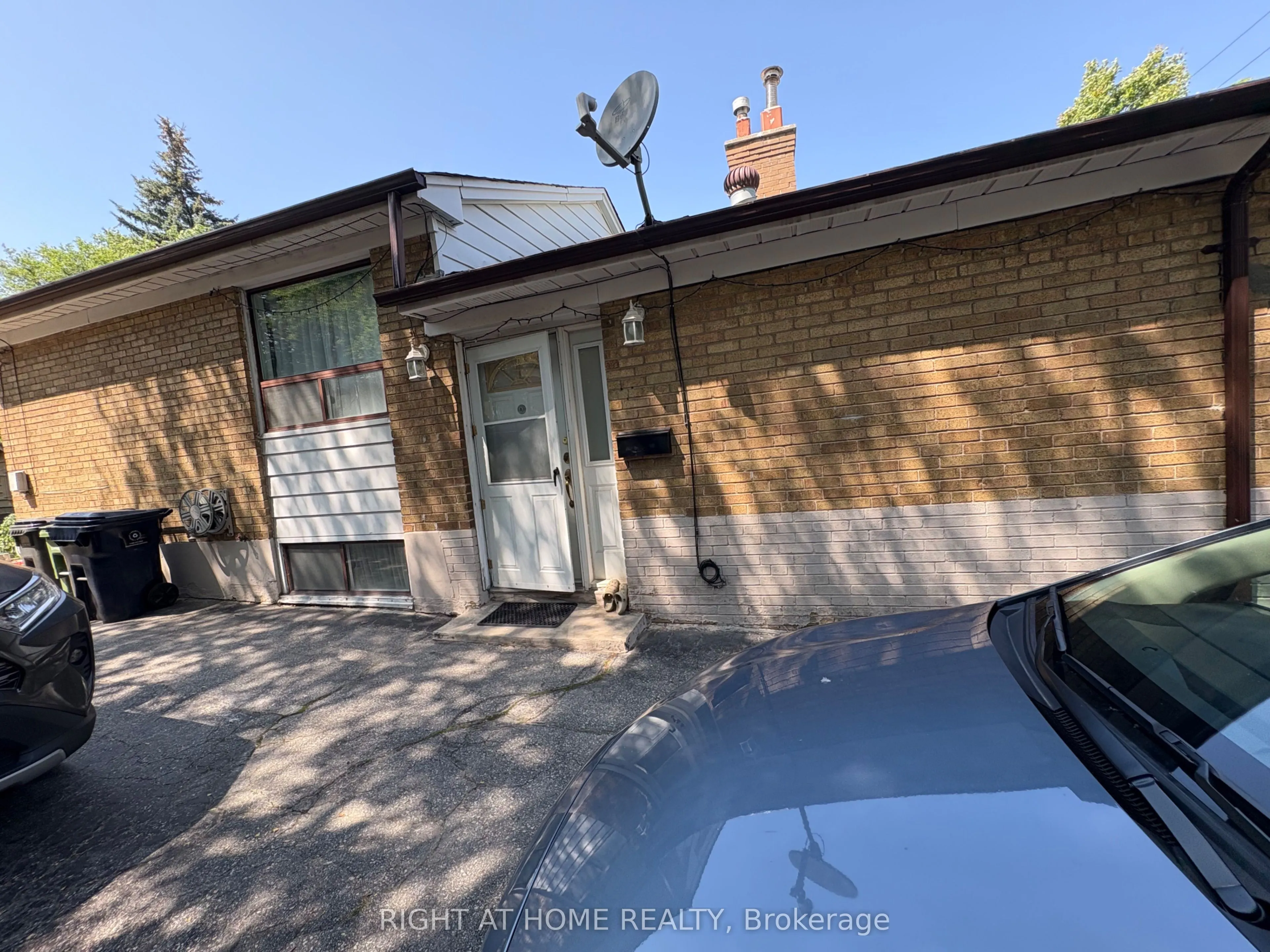 932 Midland Avenue