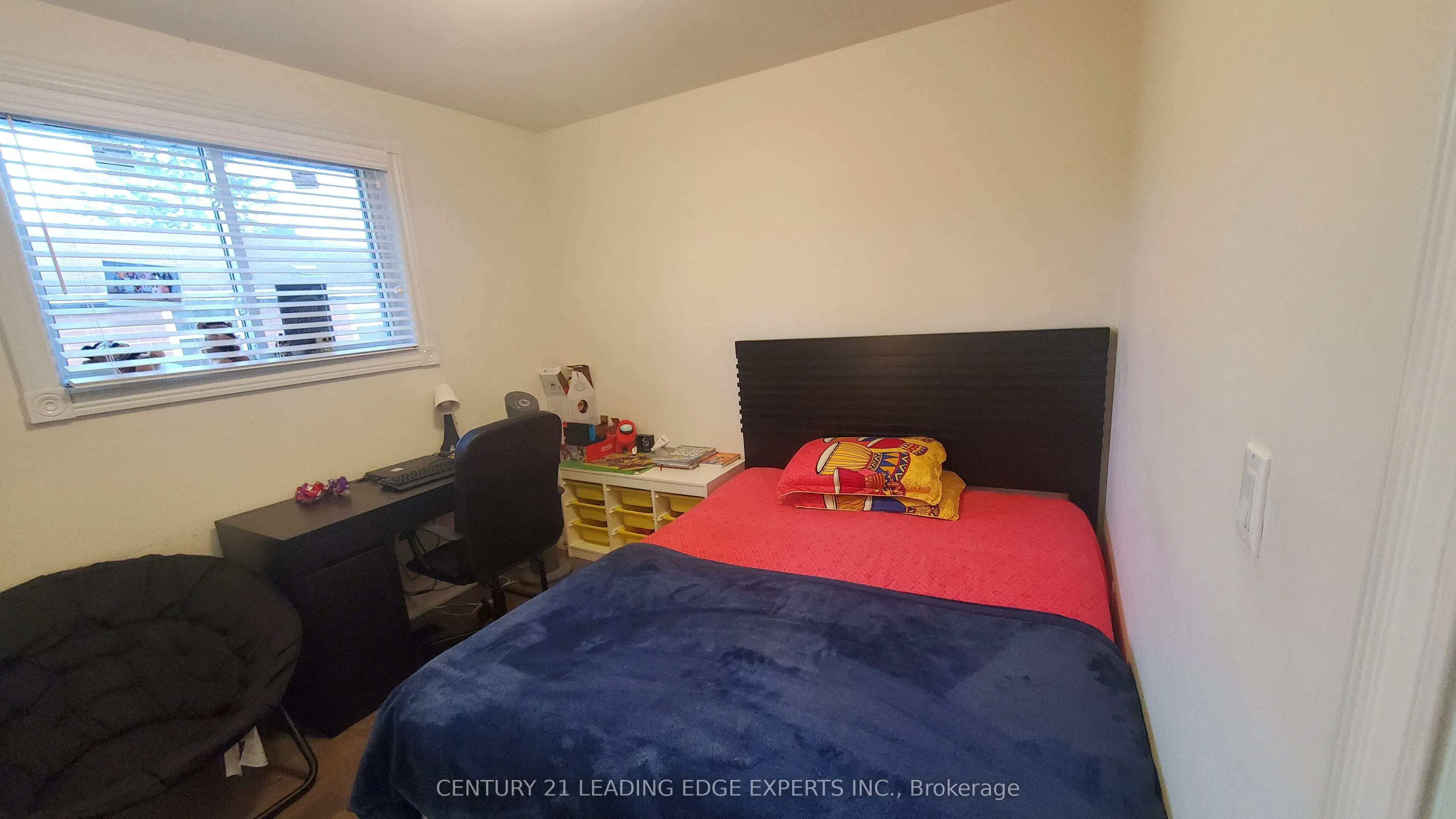 100 Clements Road E, #Upper