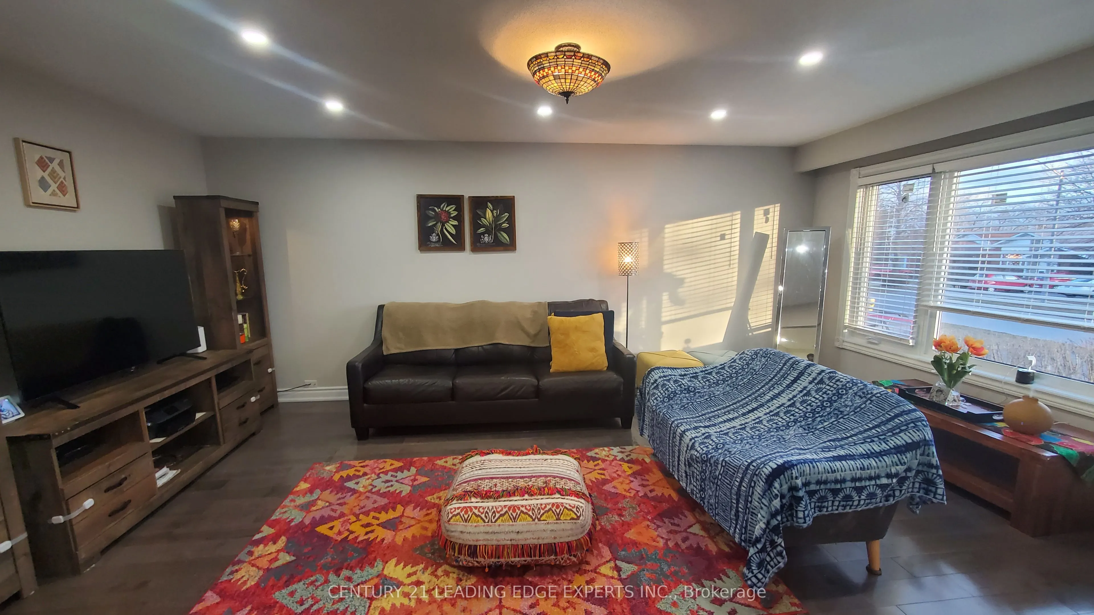 100 Clements Road E, #Upper