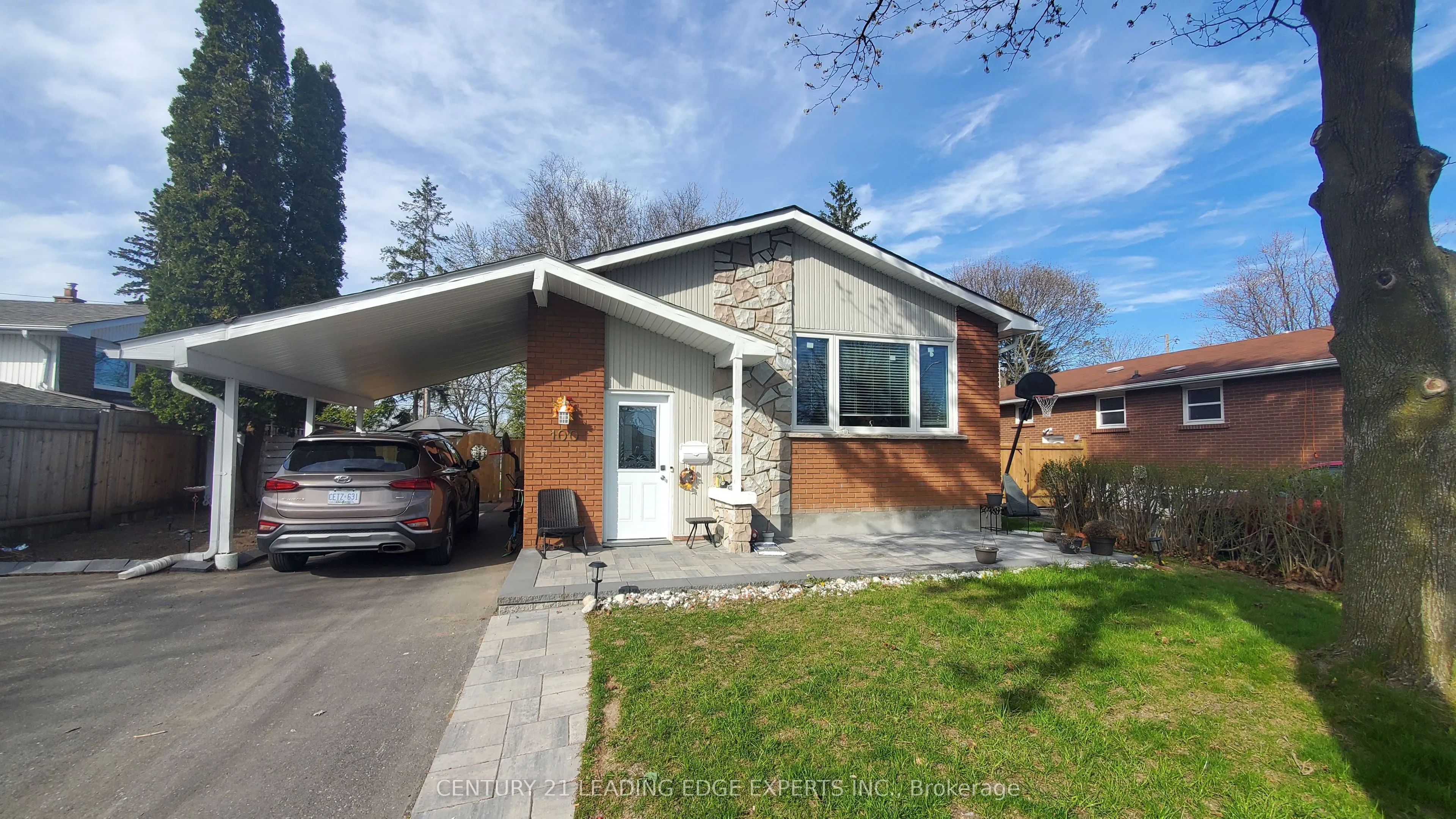 100 Clements Road E, #Upper