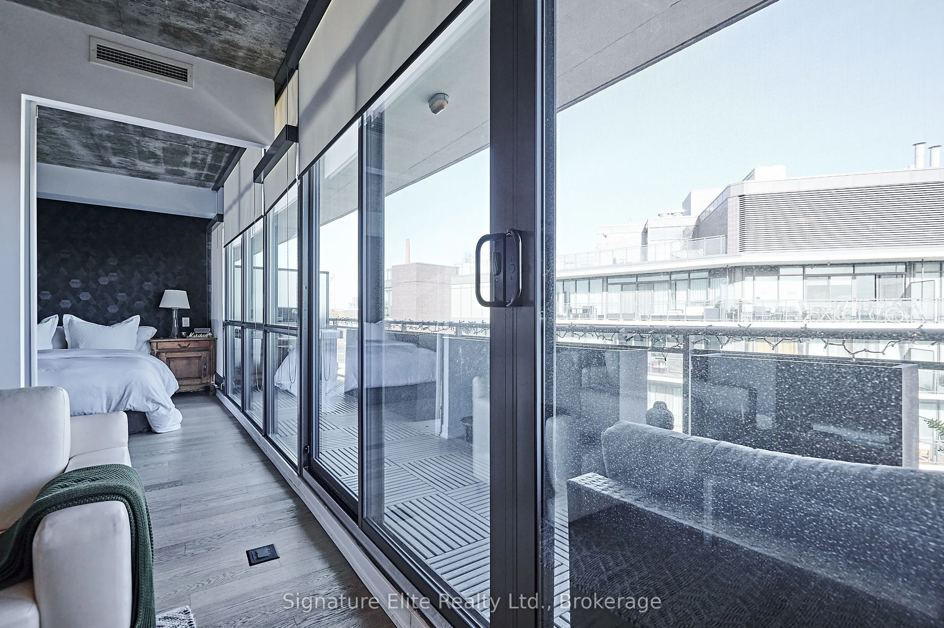 319 Carlaw Avenue, #1006