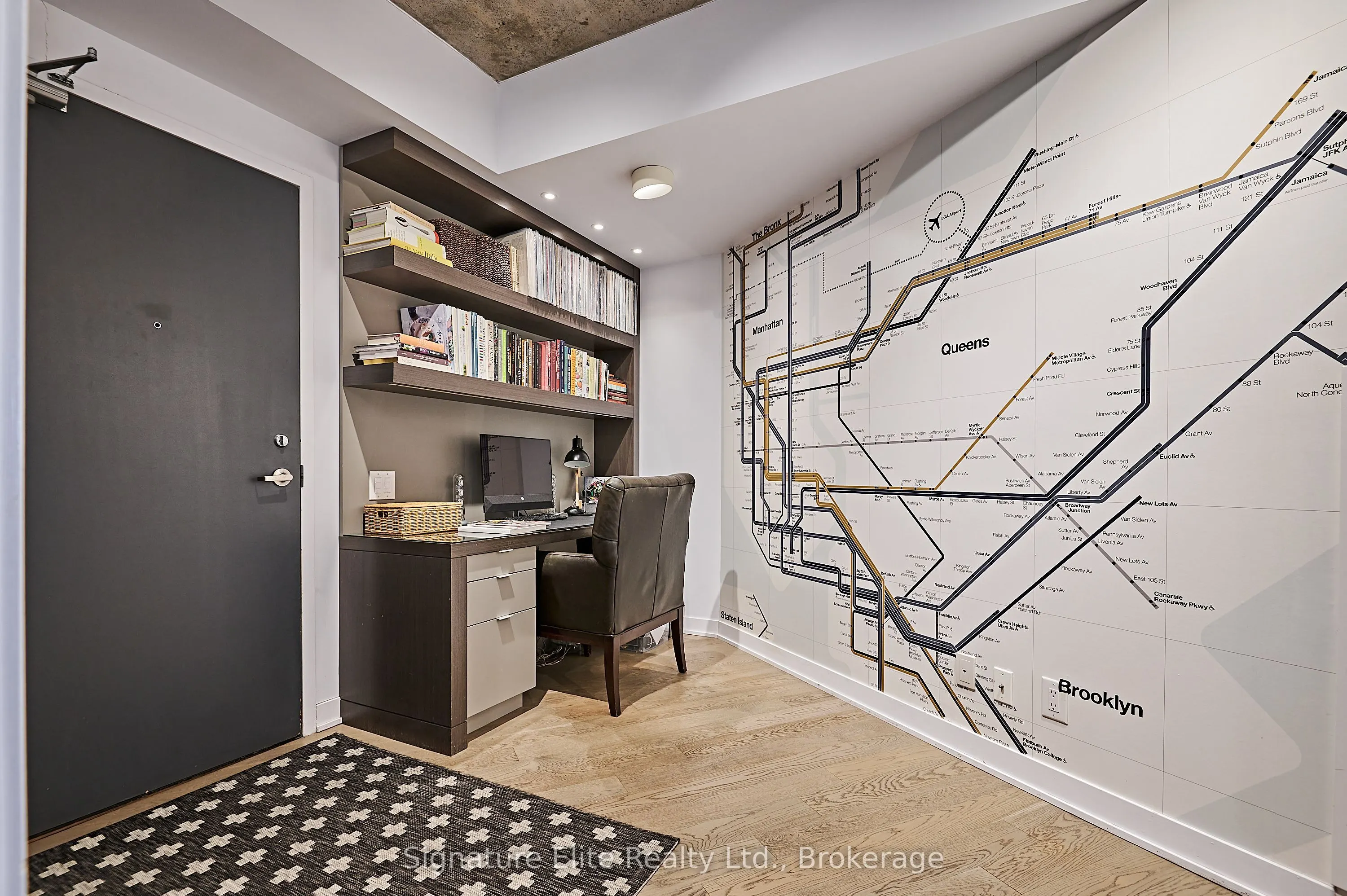 319 Carlaw Avenue, #1006