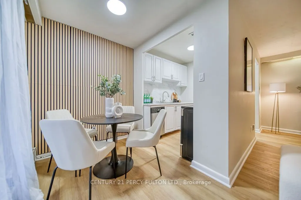 921 Midland Avenue, #101