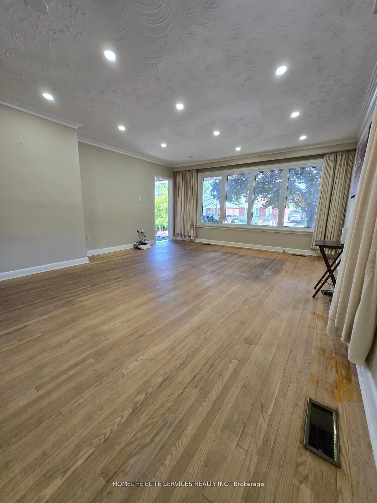 28 Delbert Drive