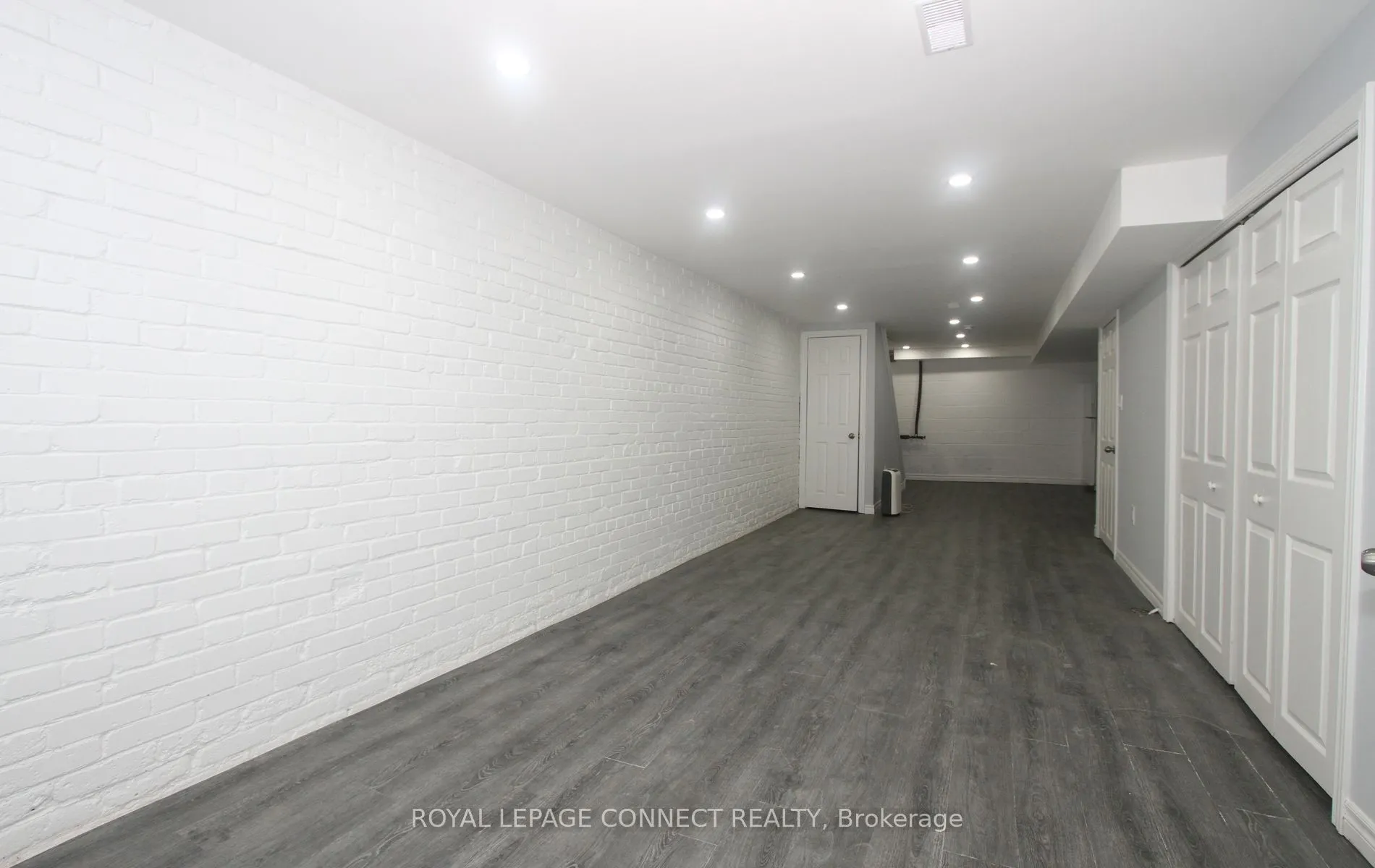 1229A Woodbine (Lower) Avenue