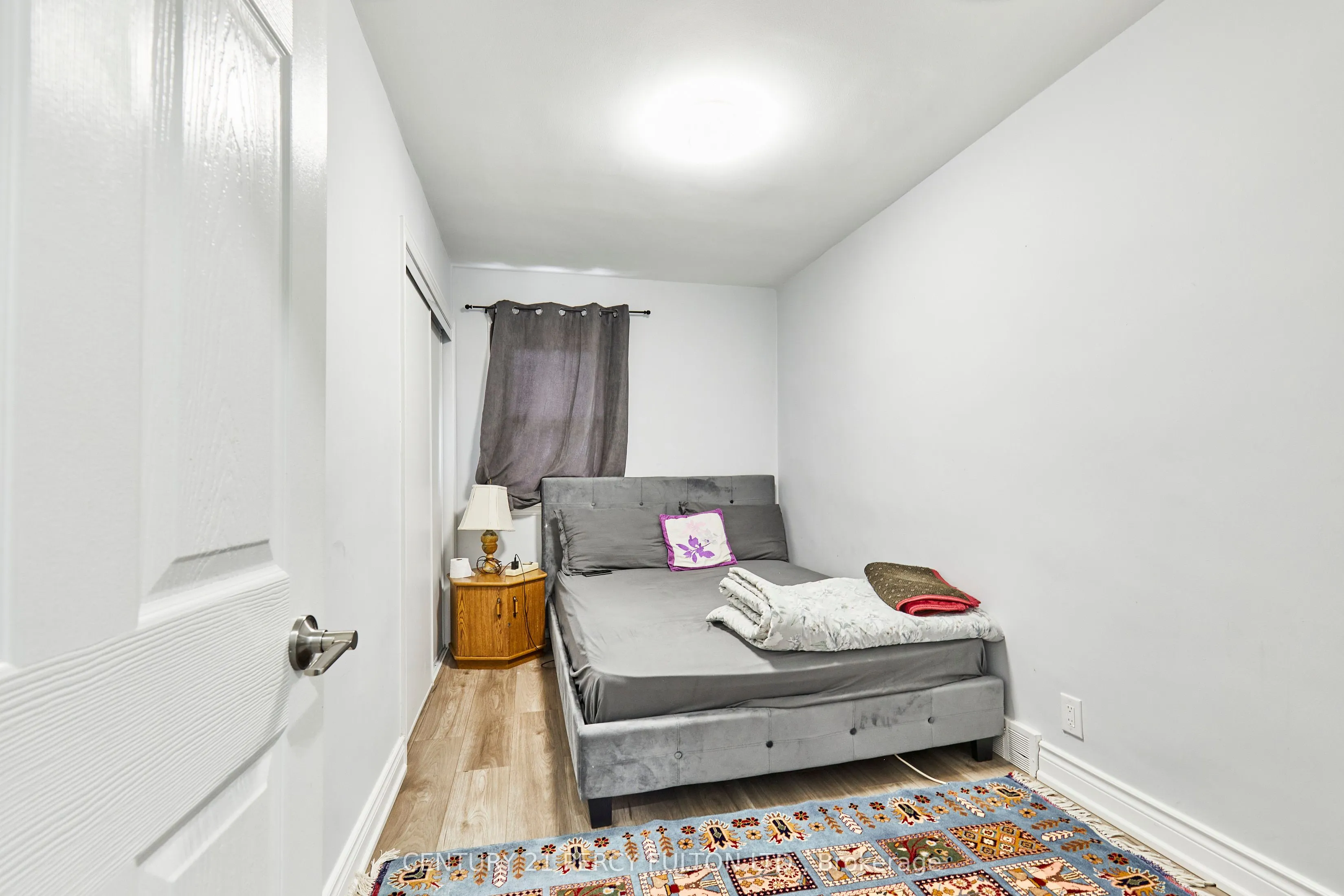 132 Old Harwood Avenue