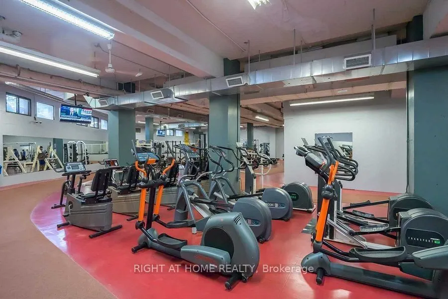 5 Massey Square, #717