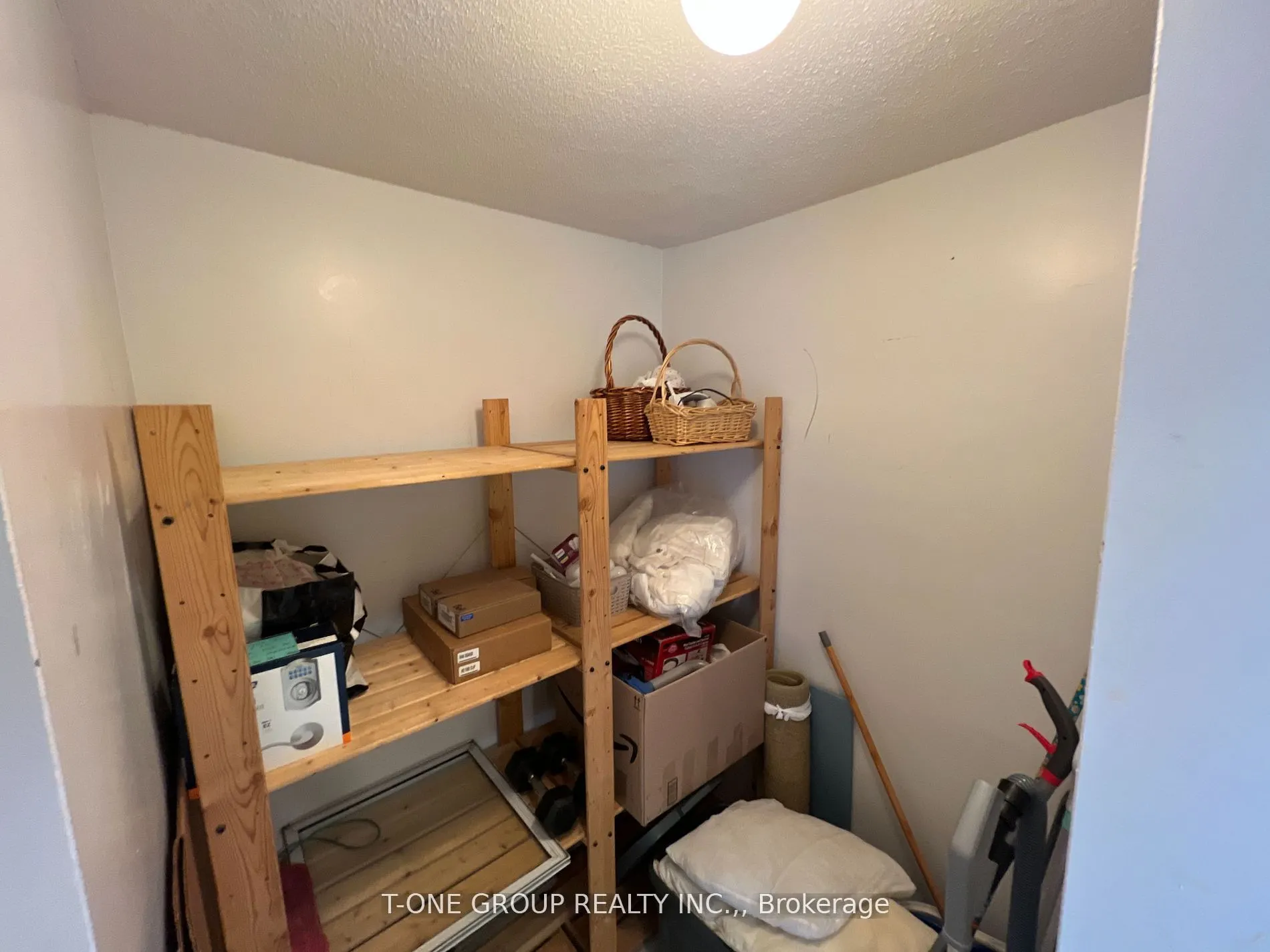 270 Palmdale Drive, #610