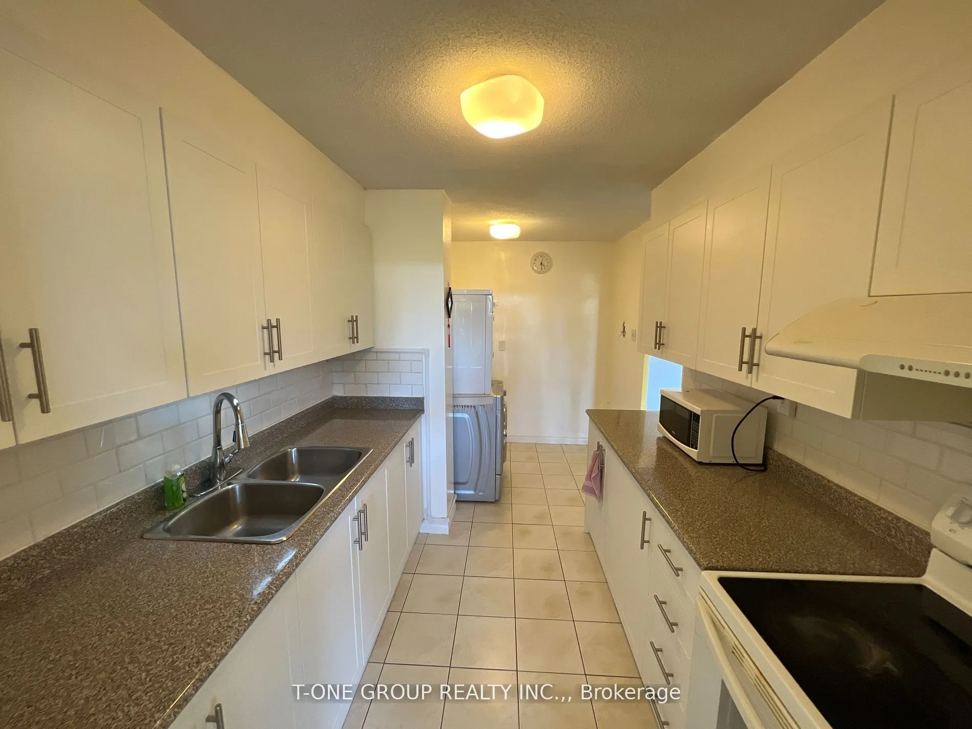 270 Palmdale Drive, #610