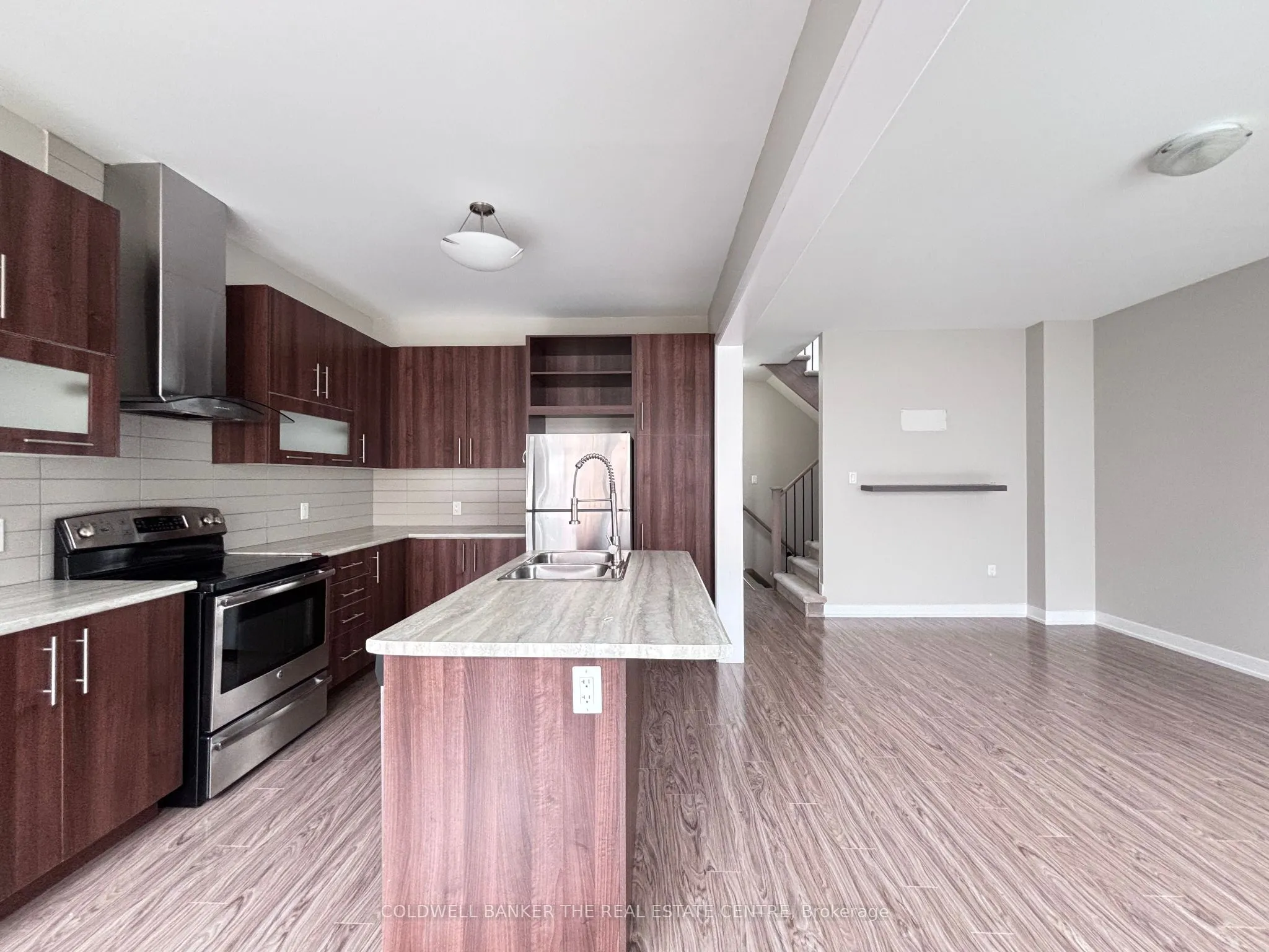 118 Vanier Street