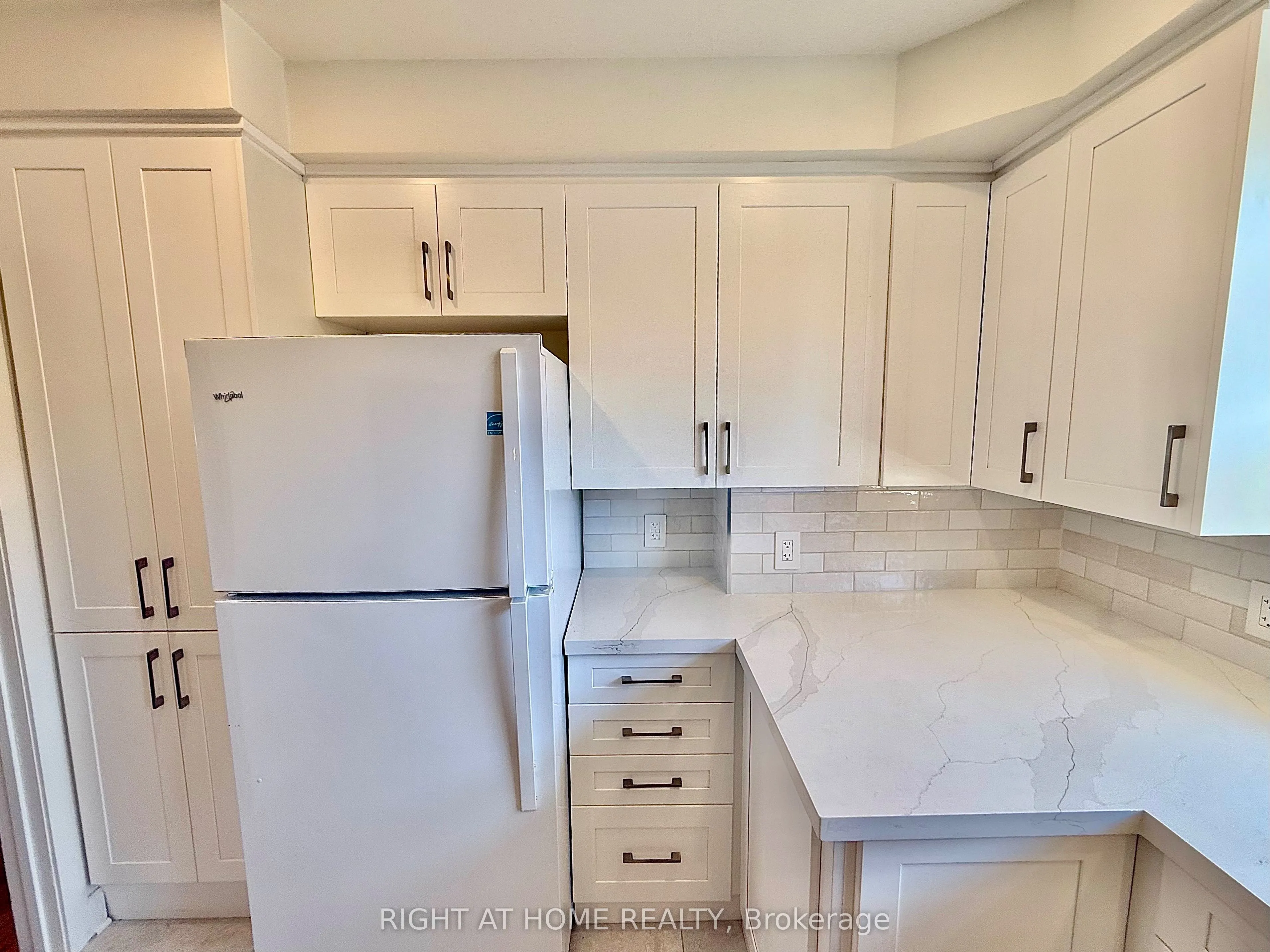 37 Gooderham Drive, #Upper