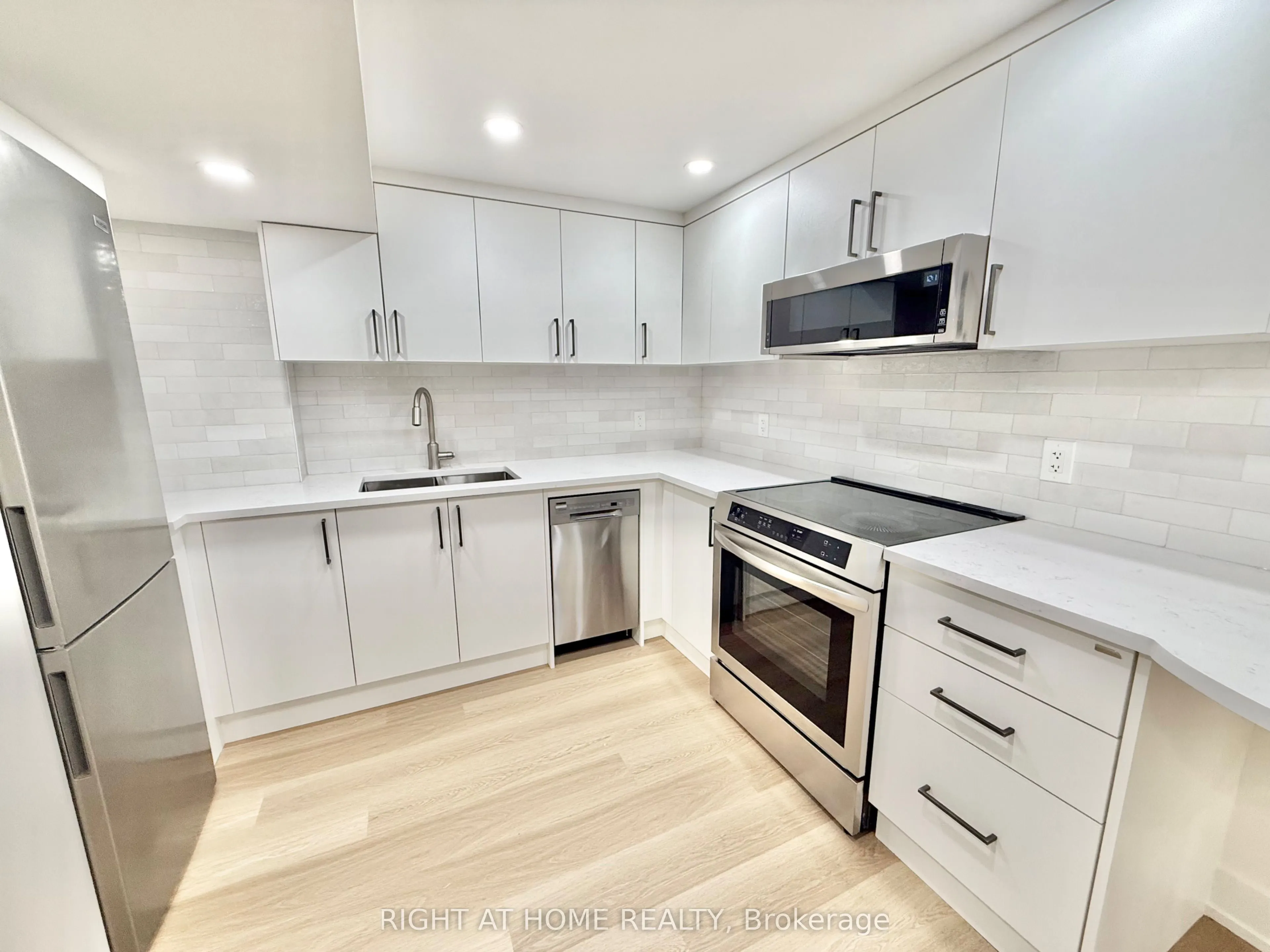 37 Gooderham Drive, #Upper
