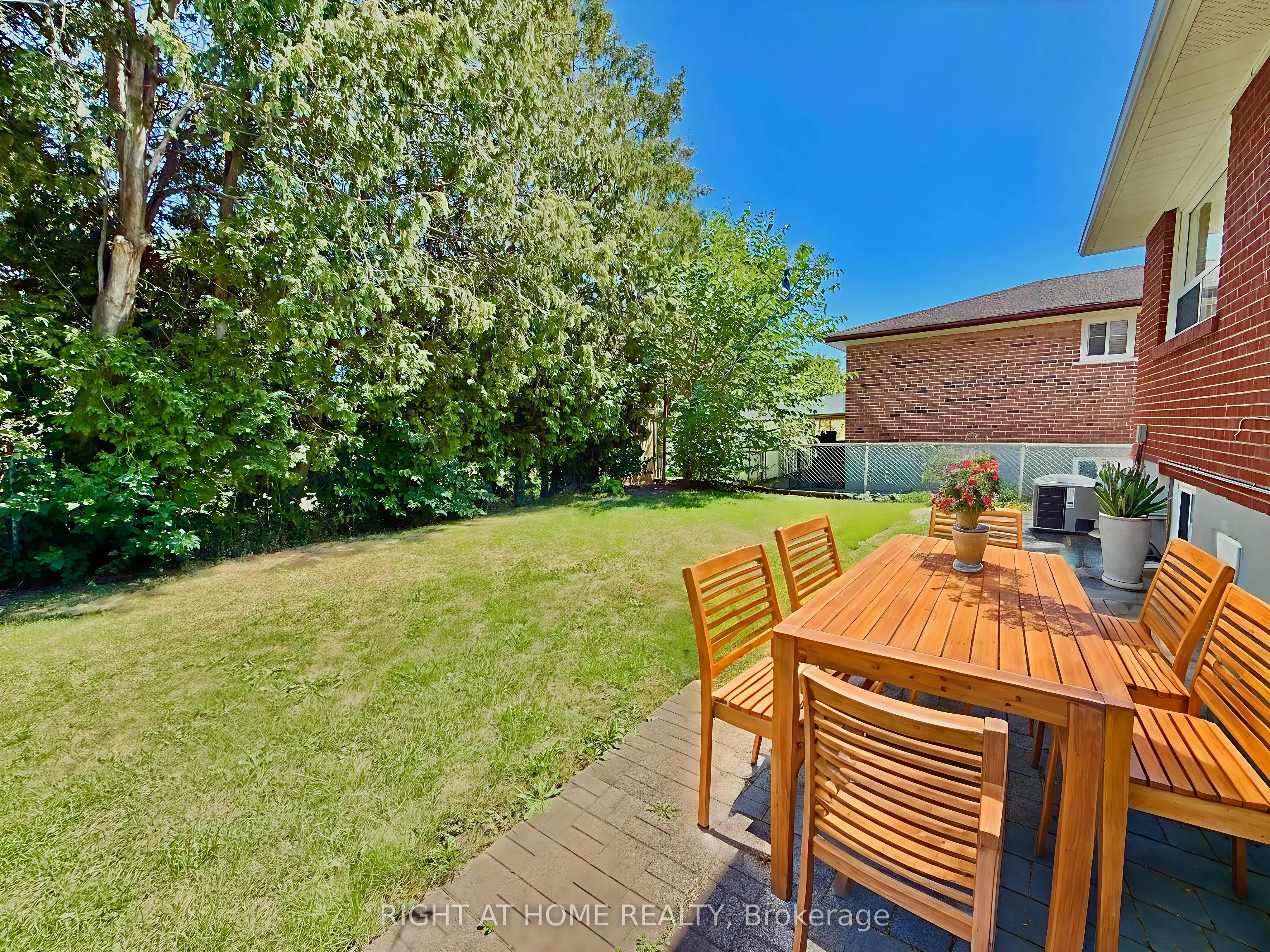 37 Gooderham Drive, #Upper